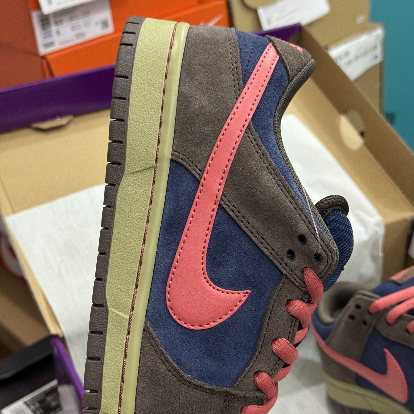 Nike SB Dunk Low Pro "Baroque Brown"  HQ1625-200