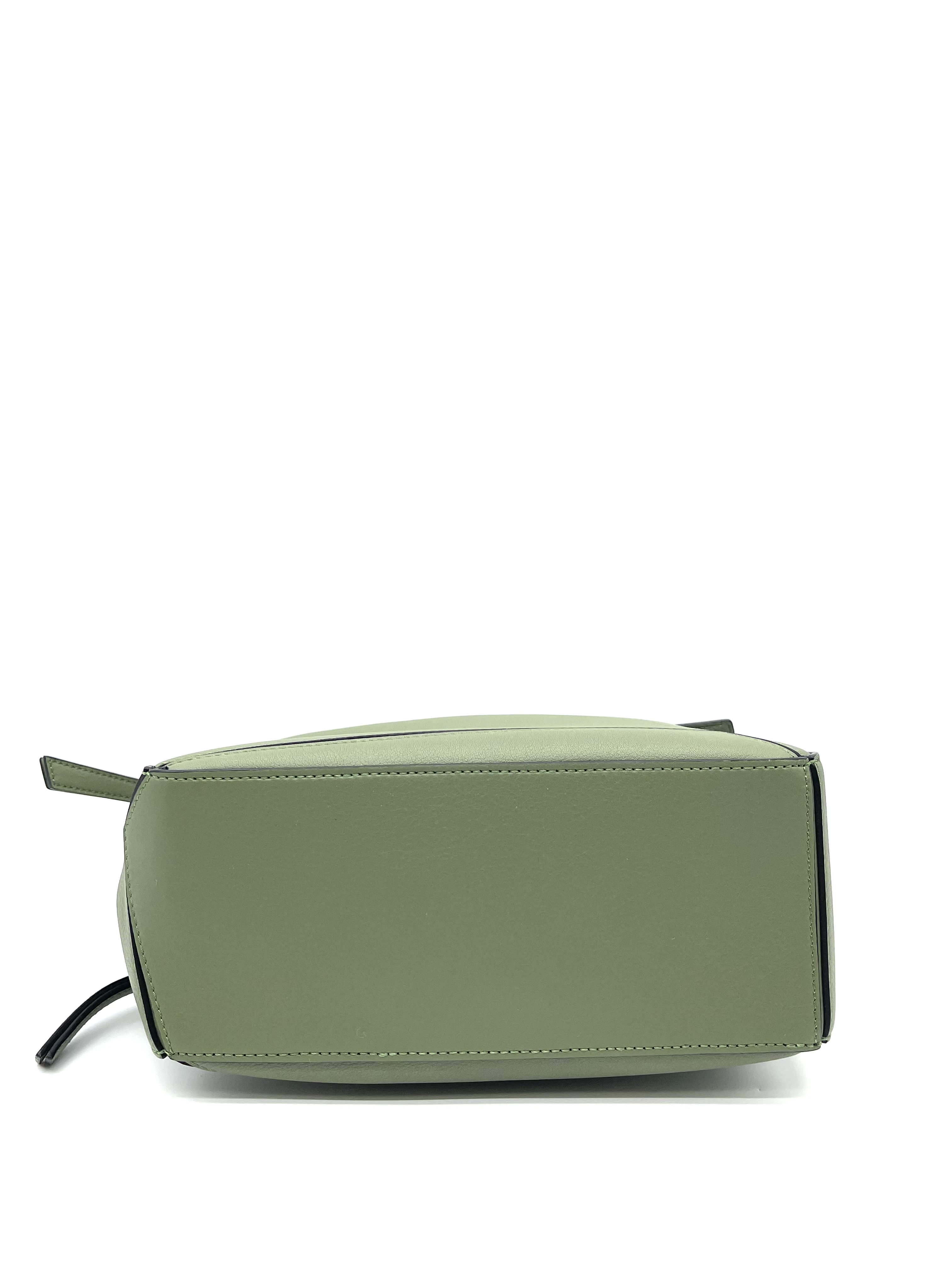 Pre-Owned LOEWE Small Puzzle Green / Product Code: 26050905