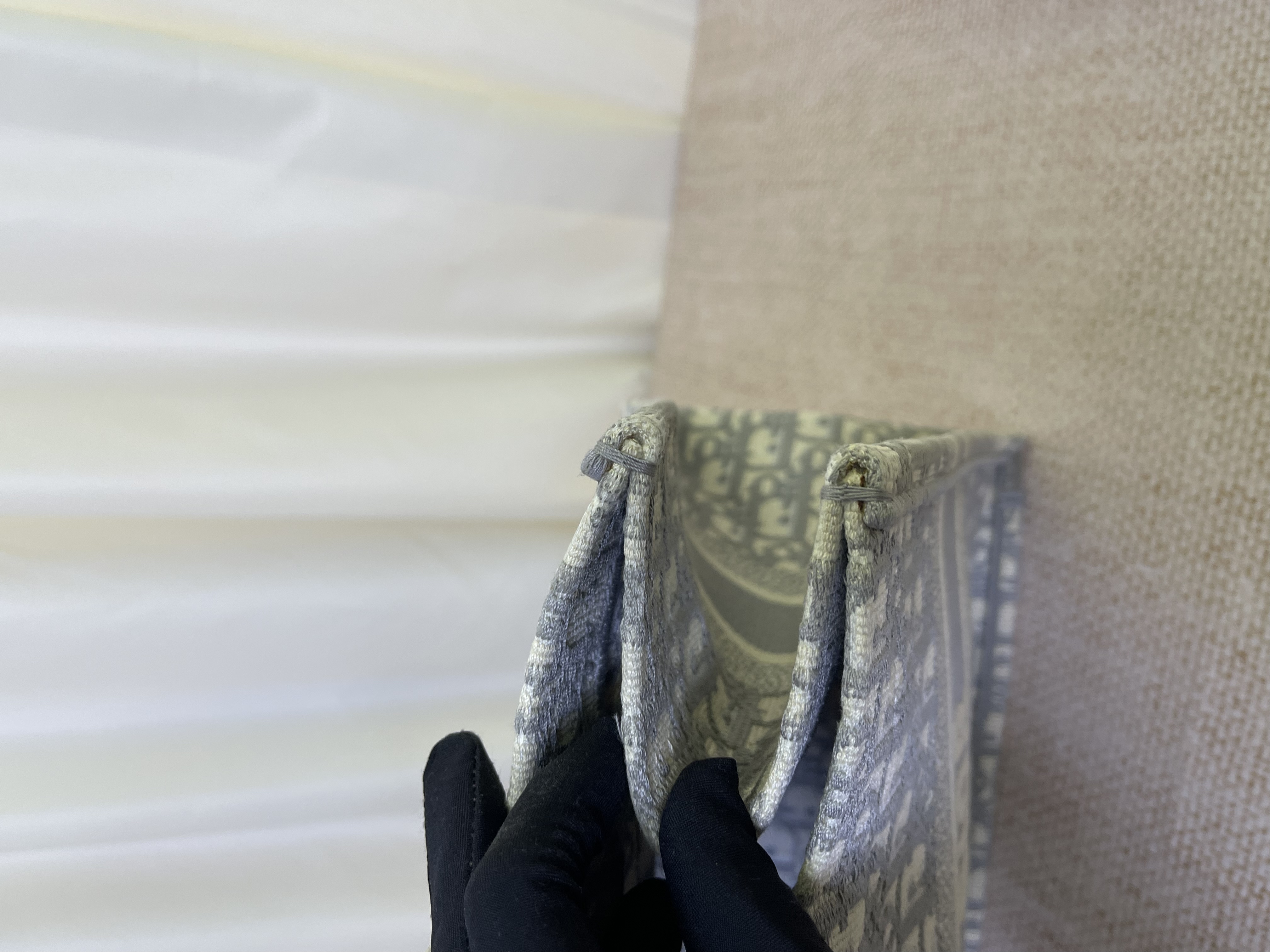 直播貨品 |  [1個-$100 2個-$300］BB18