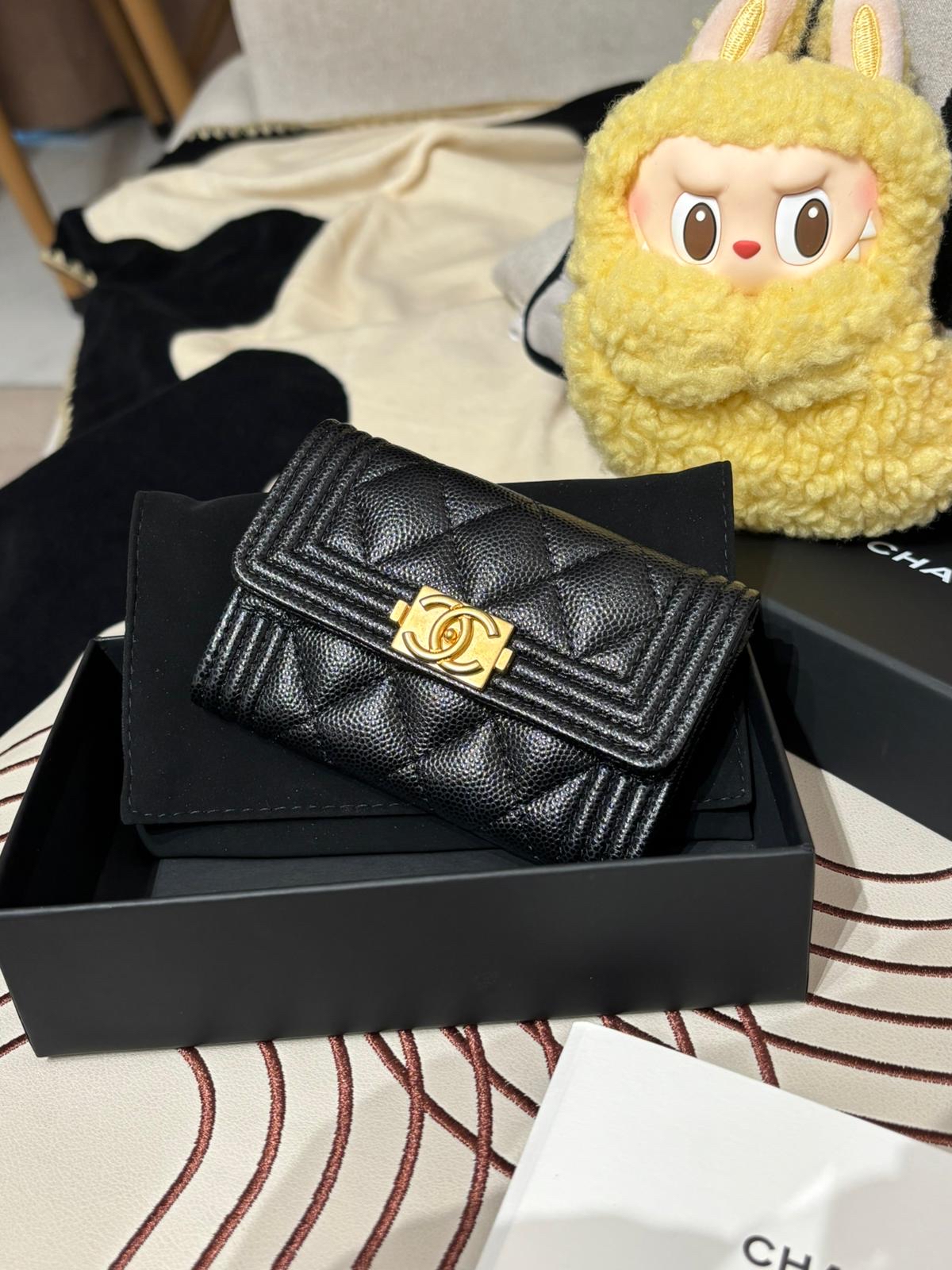 未使用品 Chanel boy card holder 黑色魚子醬牛皮復古金 unused  ✅chip, ✅dust bag ✅box 
