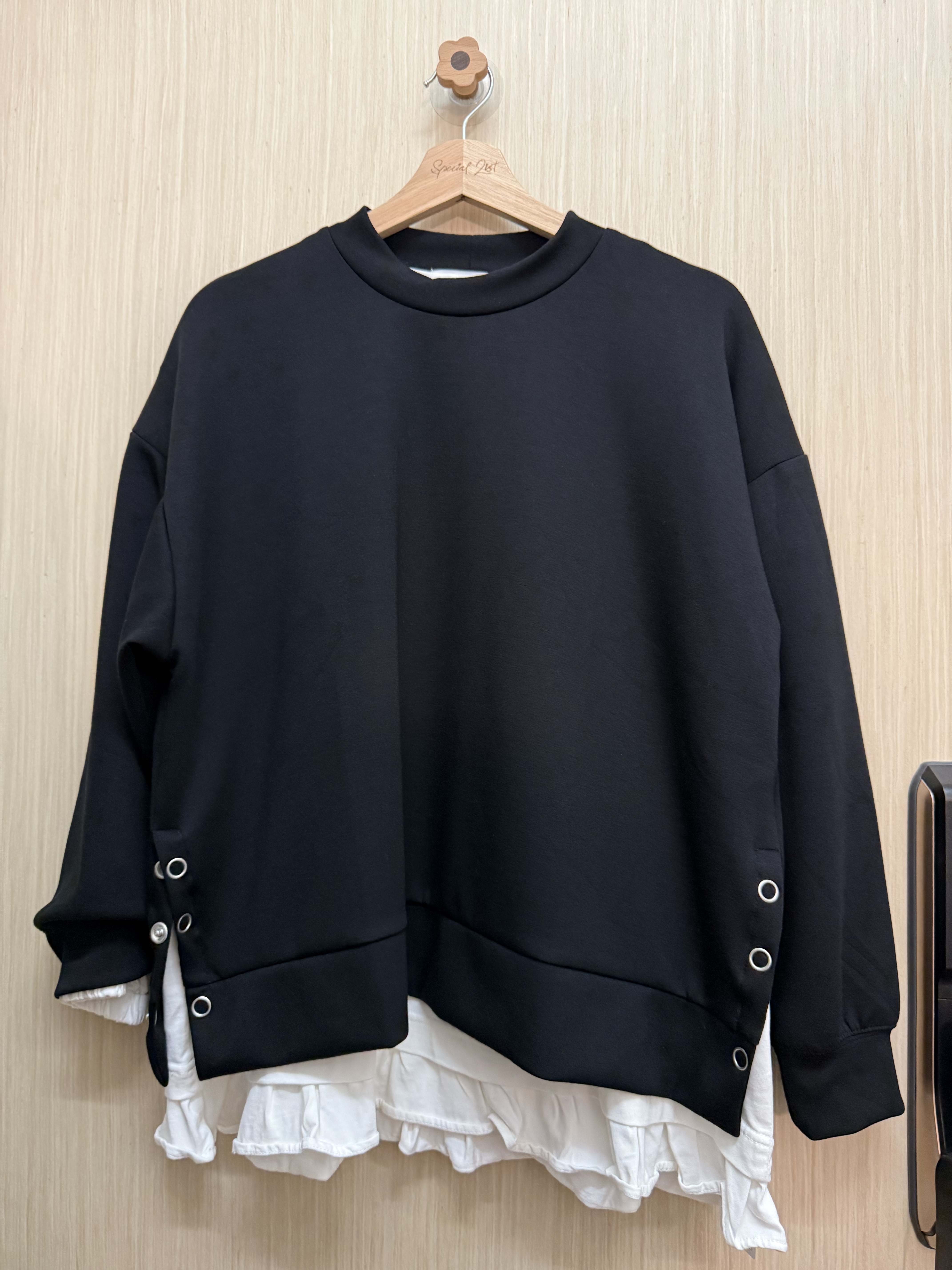 超親膚側啪鈕上衣