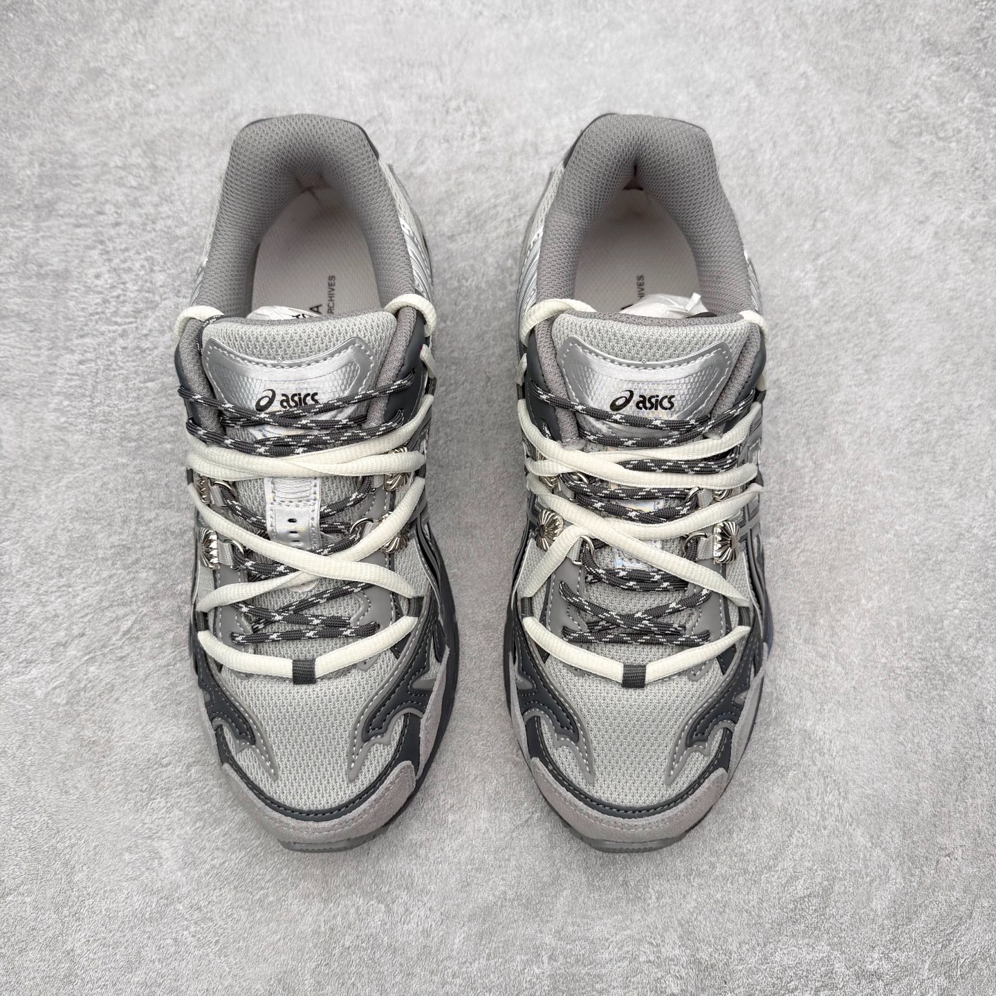 Toga x Asics Gel-Cumulus 16