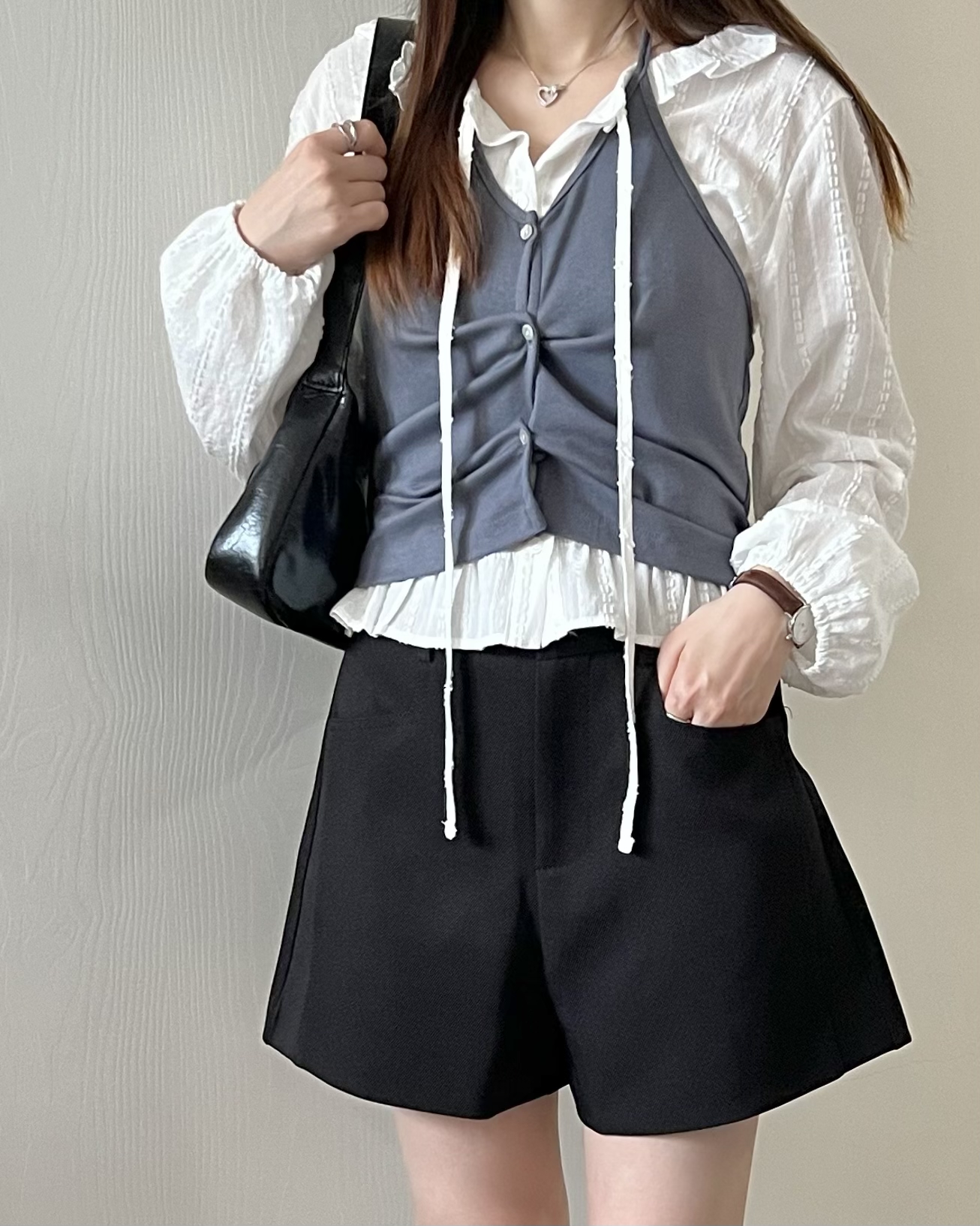 韓妹必備掛脖背心 