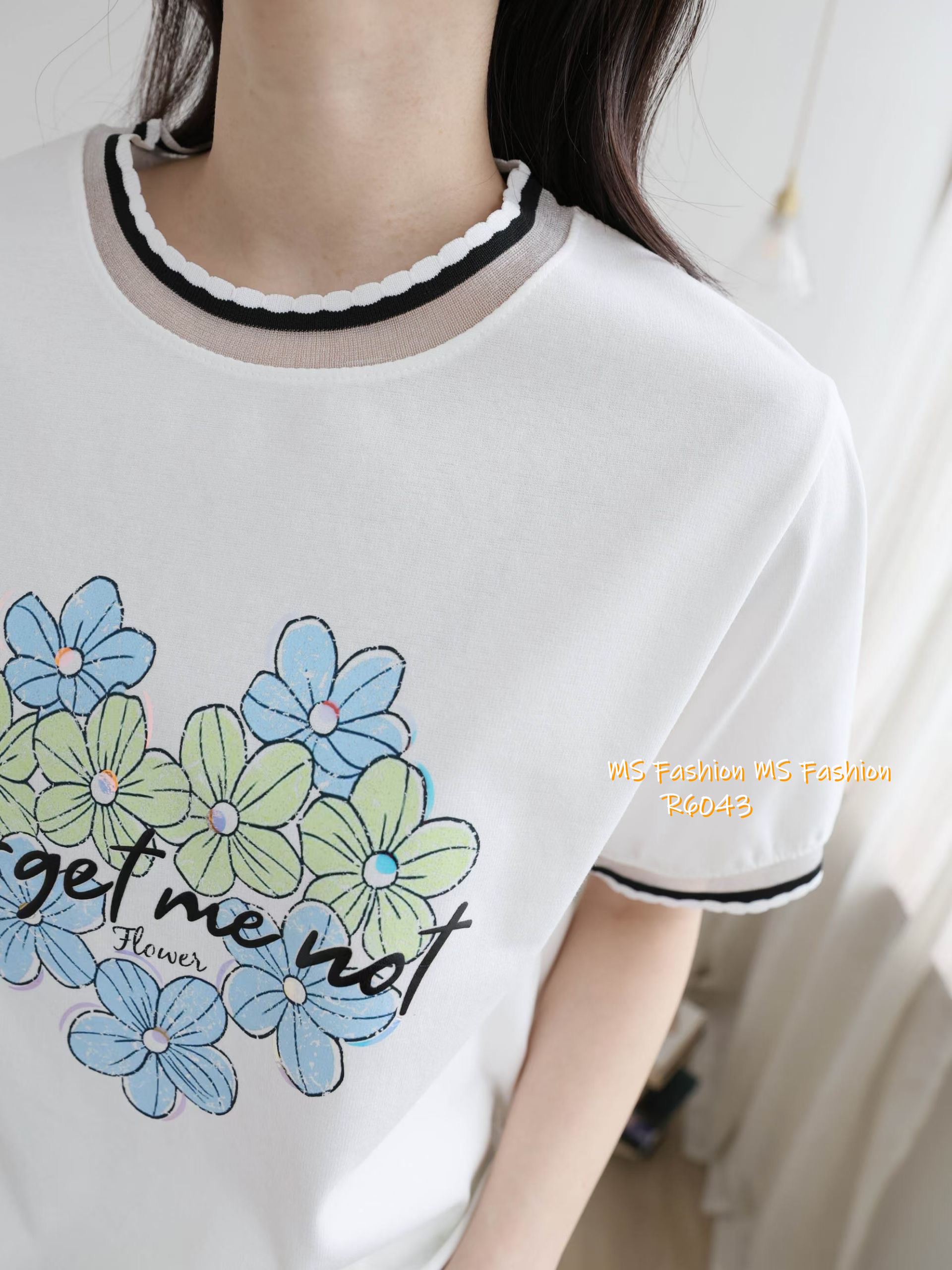 G6043 韓國🇰🇷花花字母print top