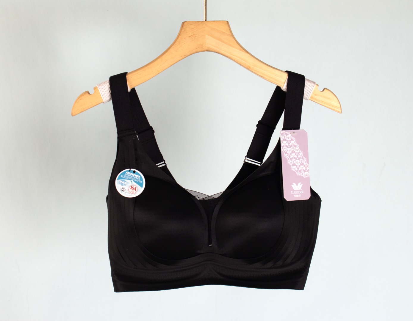  $128件。2件起$120件。🌸 Dyj06902755｜華歌爾 2026 強推款 🌸💐 反重力提拉承托內衣｜運動＋日常都啱著