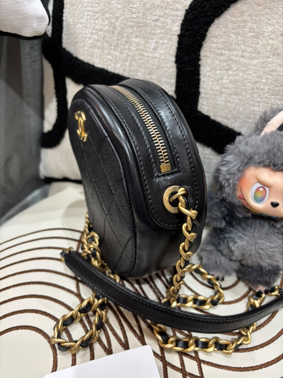 Chanel round chain bag 牛皮金鏈 100%Authentic , 98%new ✅專門店收據 ✅CARD ✅塵袋  ✅盒 