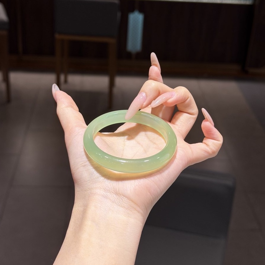 💚葡萄青提浅绿玛瑙玉髓手镯