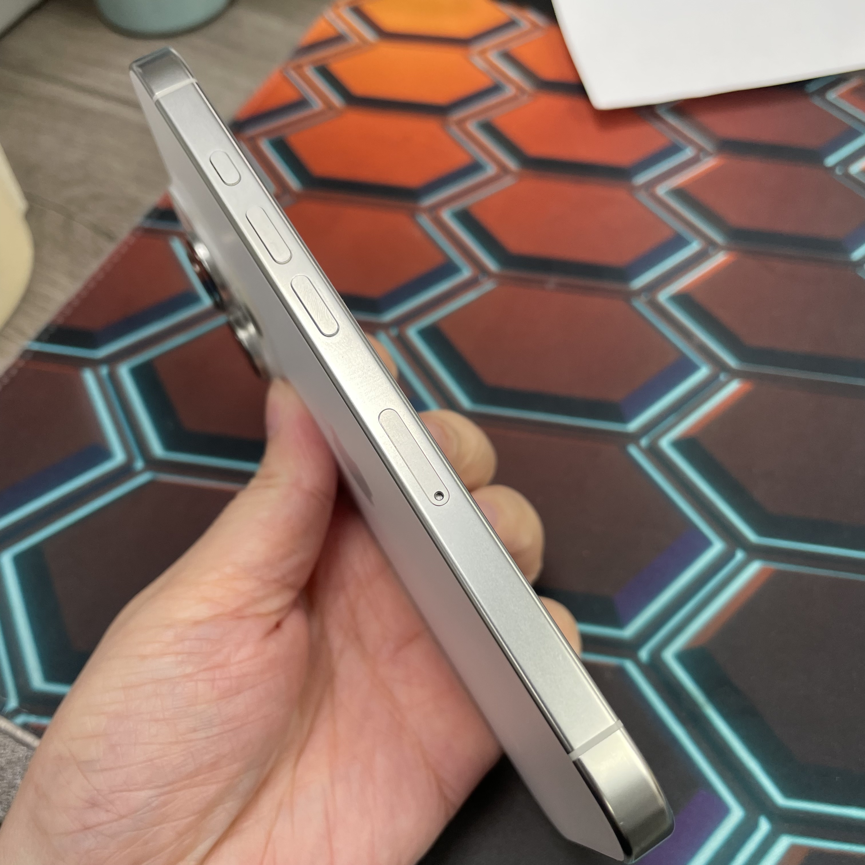 *8411 16 Pro 完美機 512GB 電87 白色 white