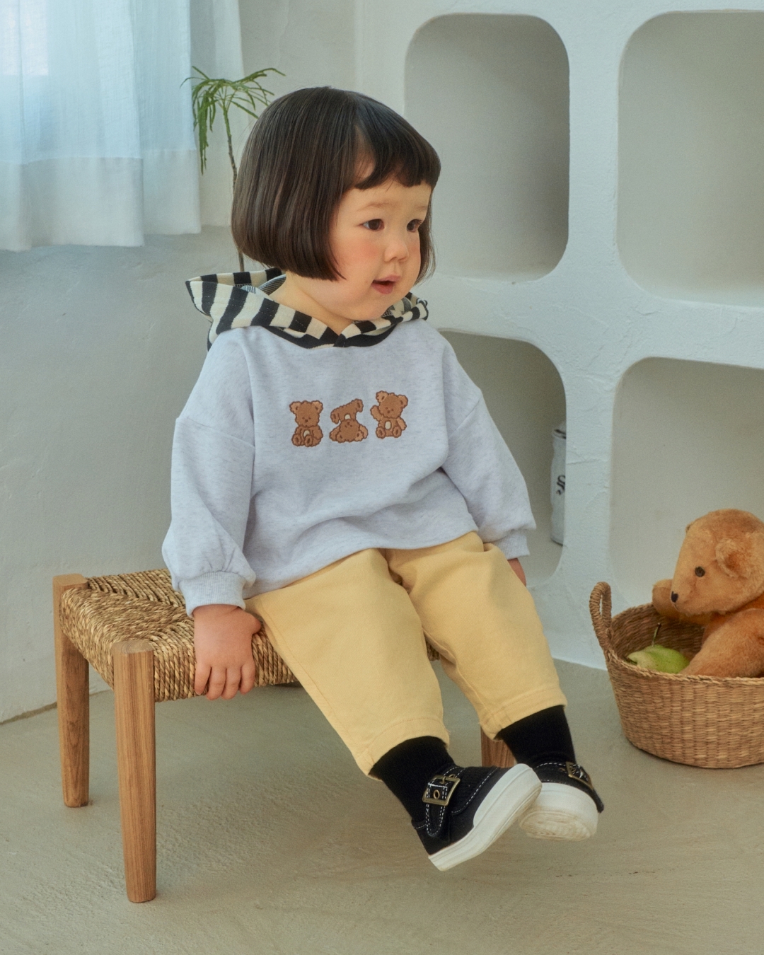 🇰🇷Oottbebe pants