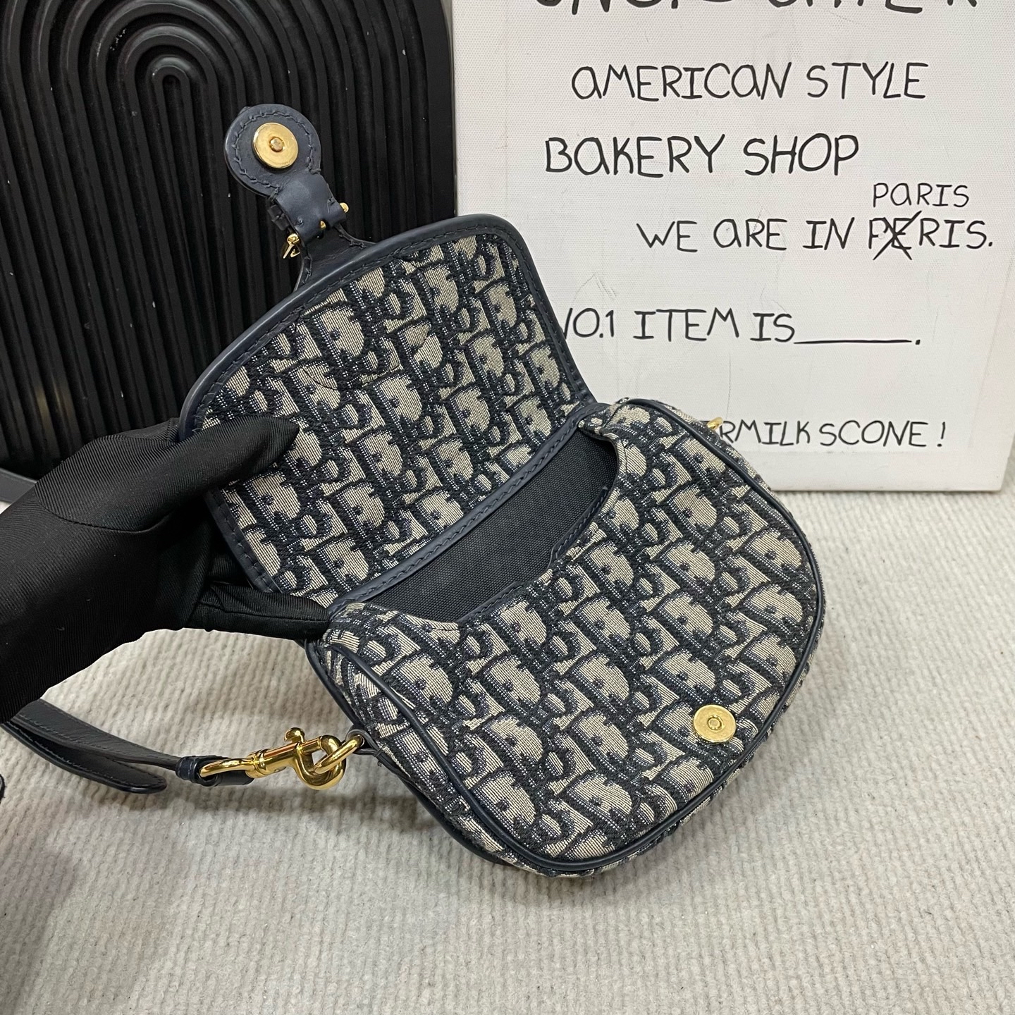 【預訂貨品】Dior 老花Bobby 