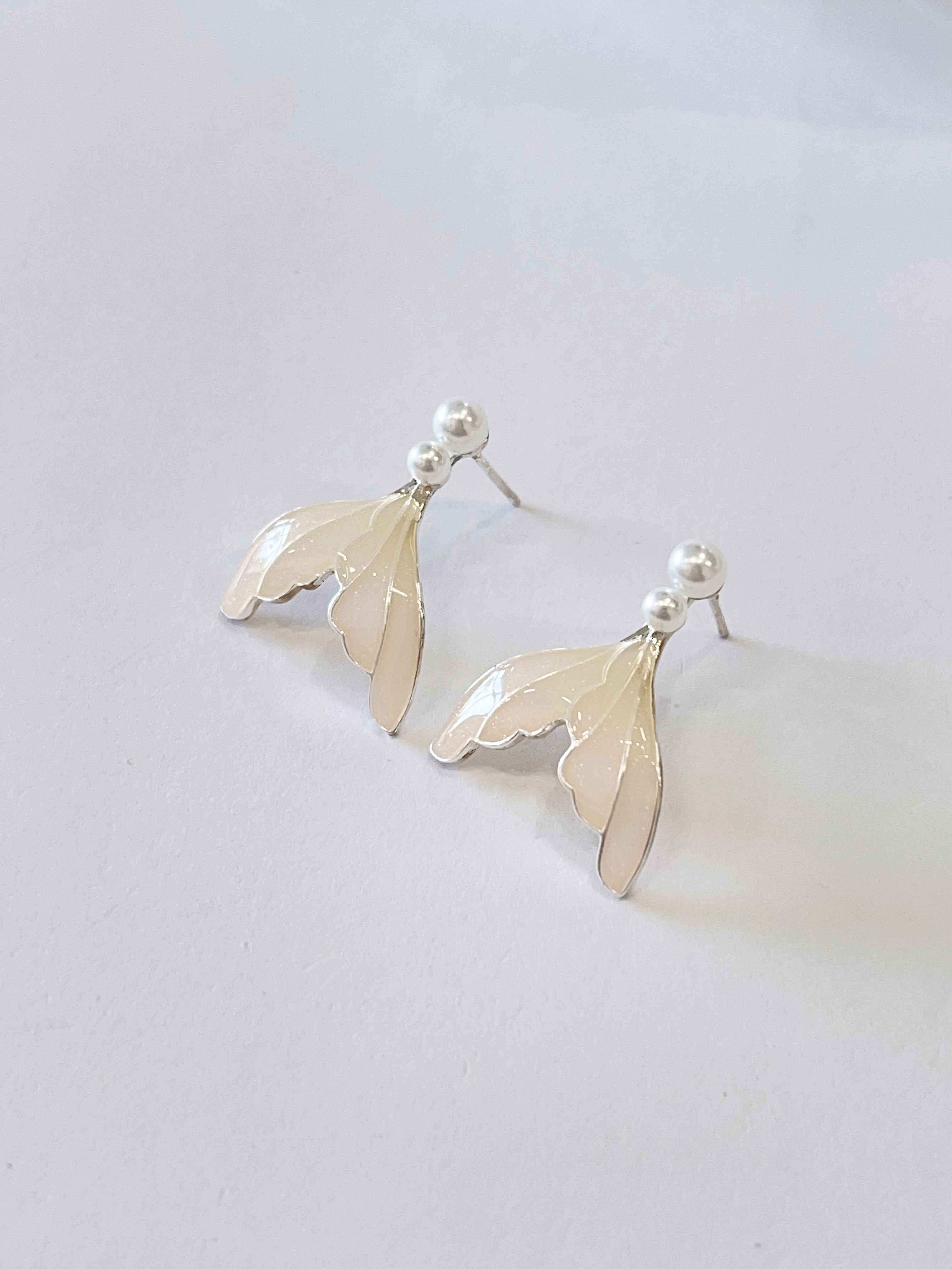 法式鱼尾珍珠耳环