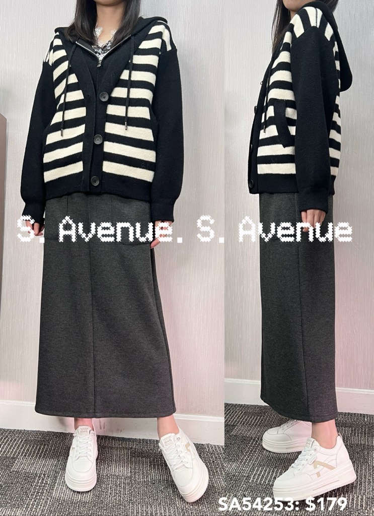 SA54253: 有帽間條有拉鍊和鈕假兩件褸