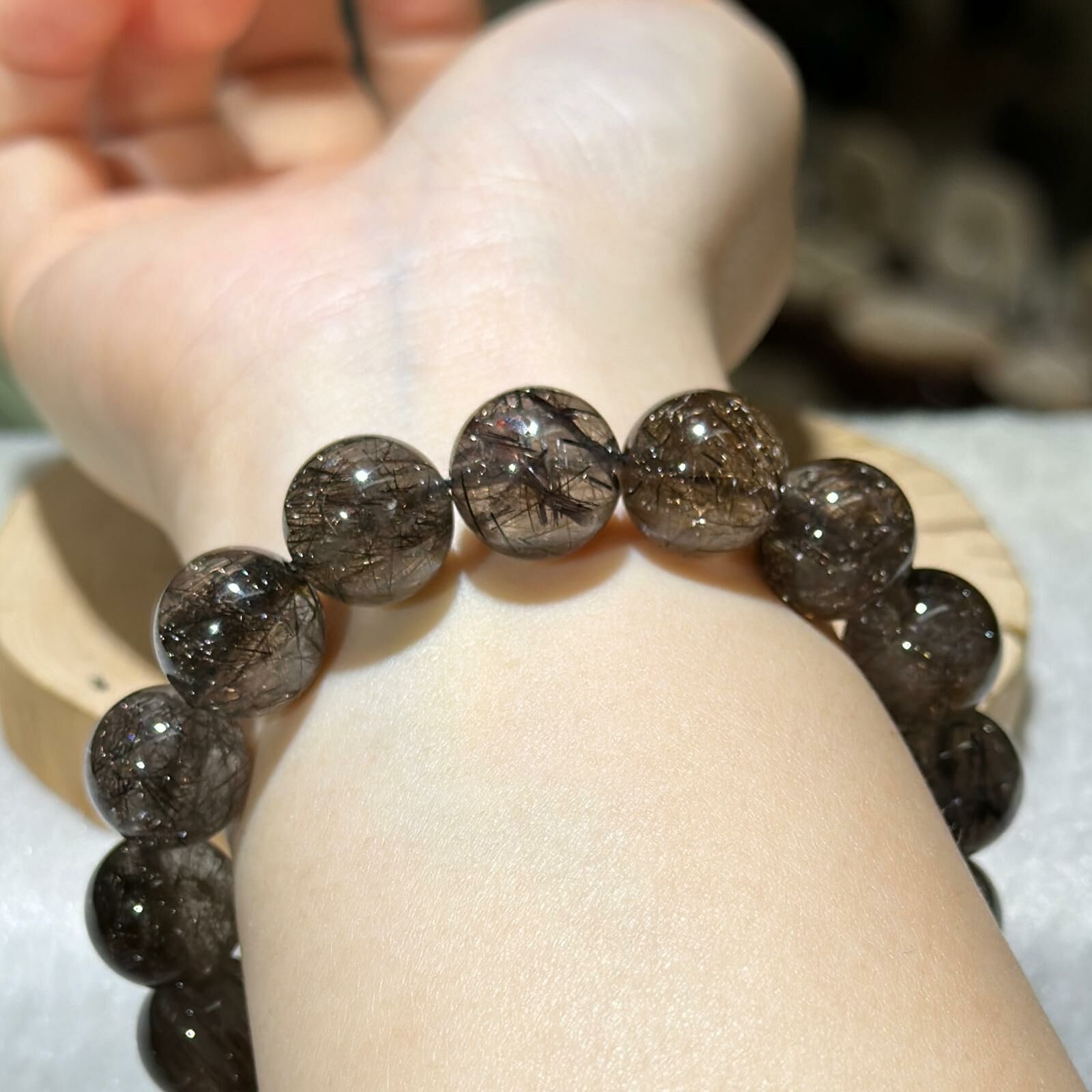大m💫黑銅髮晶手串 13 mm +/-