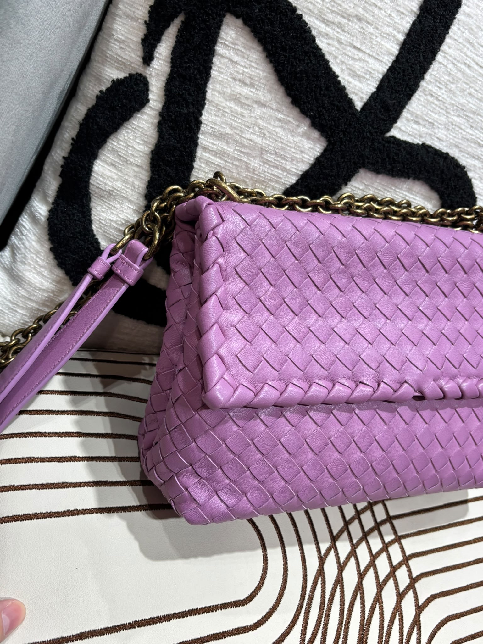 Bottega Veneta BV Pinkish Purple Lambskin Intrecciato Olimpia Shoulder Bag  100%Authentic, 98%New ✅Dust bag