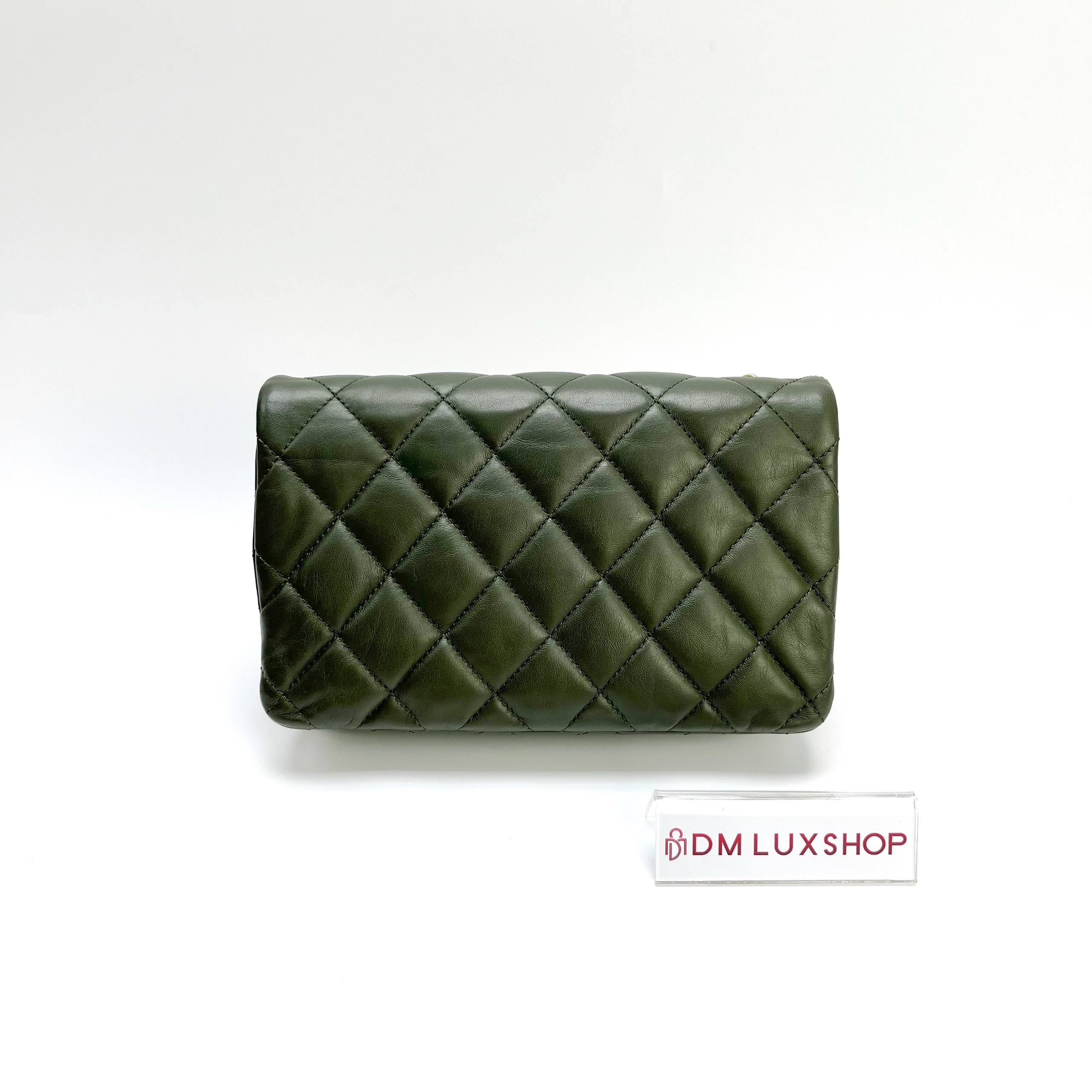 Chanel 22K Pearl Crush GHW Mini (Microchip)