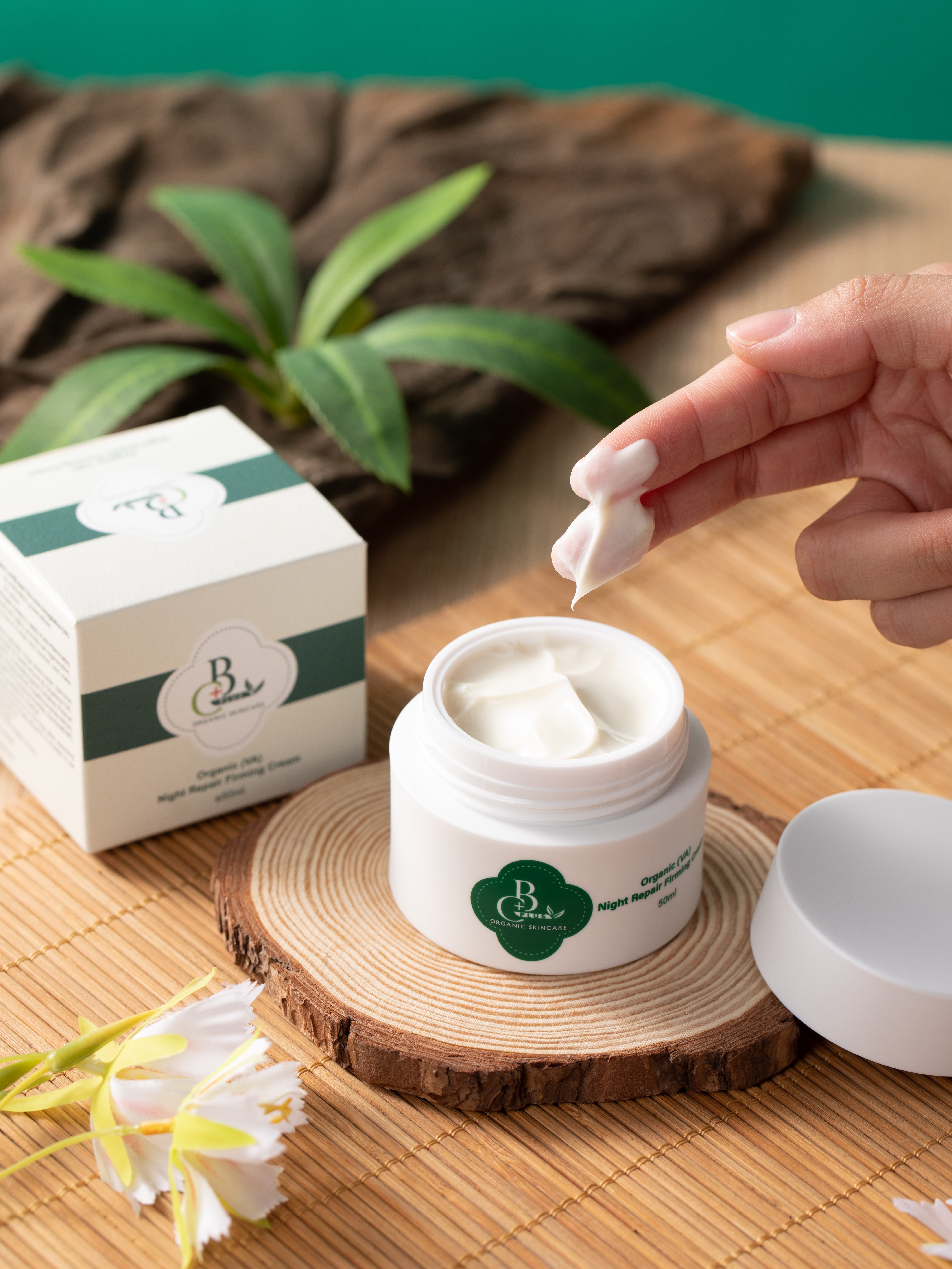 VA夜間修護緊緻面霜 -美白/去斑/抗皺/抗衰老 e50g