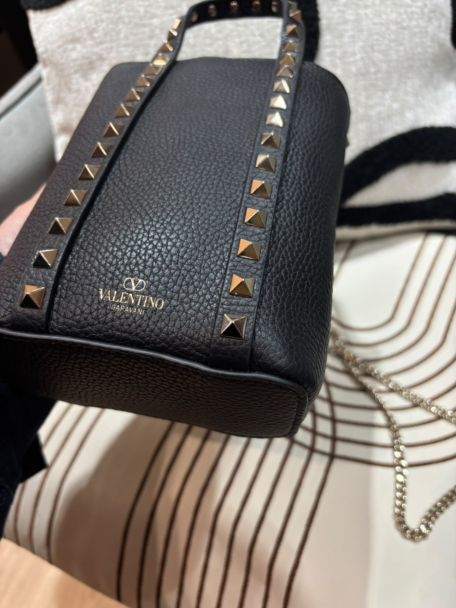 Valentino Mini Bucket 2Way Bag 黑色 100%Authentic, 99%New