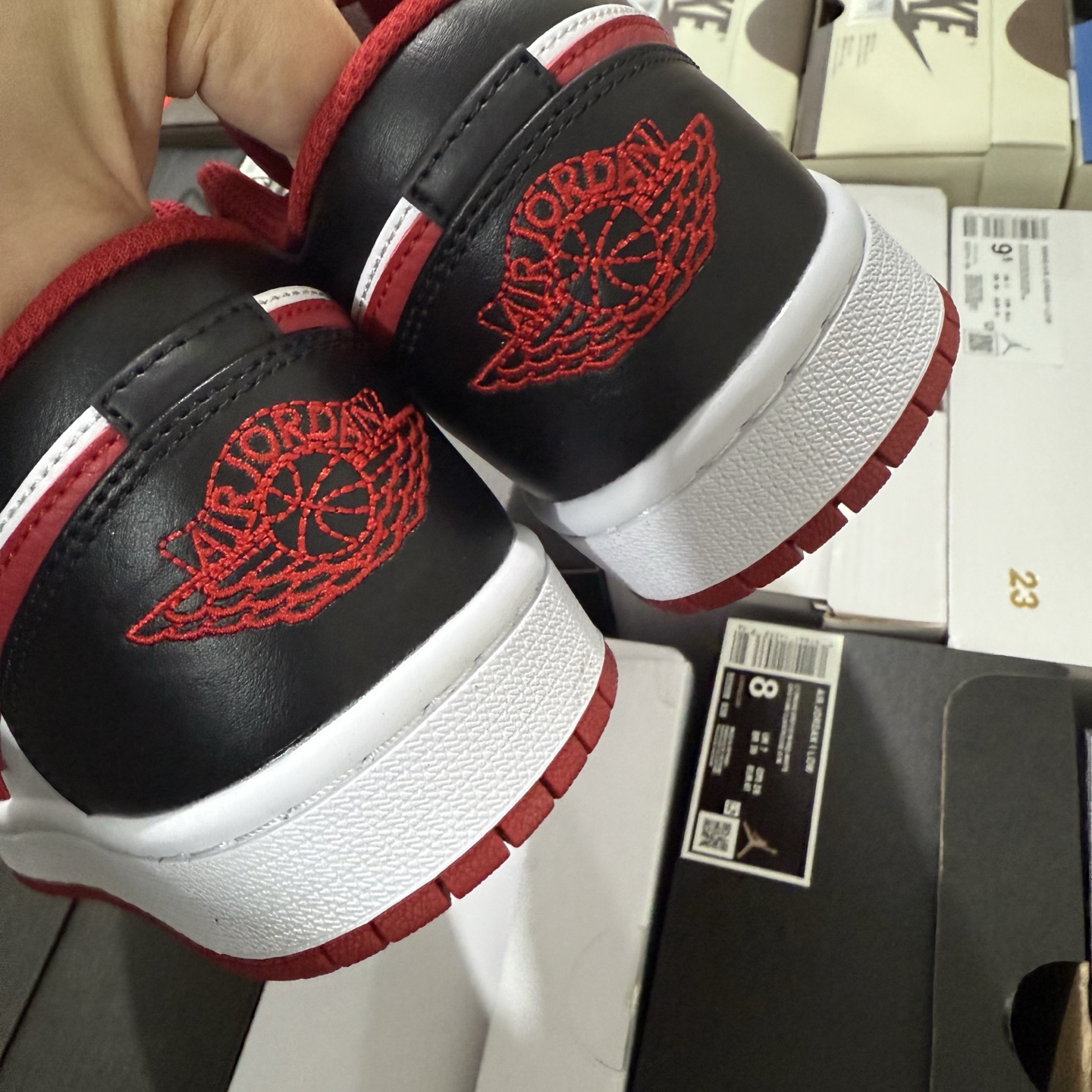 Nike Air Jordan 1 Low 553558-163