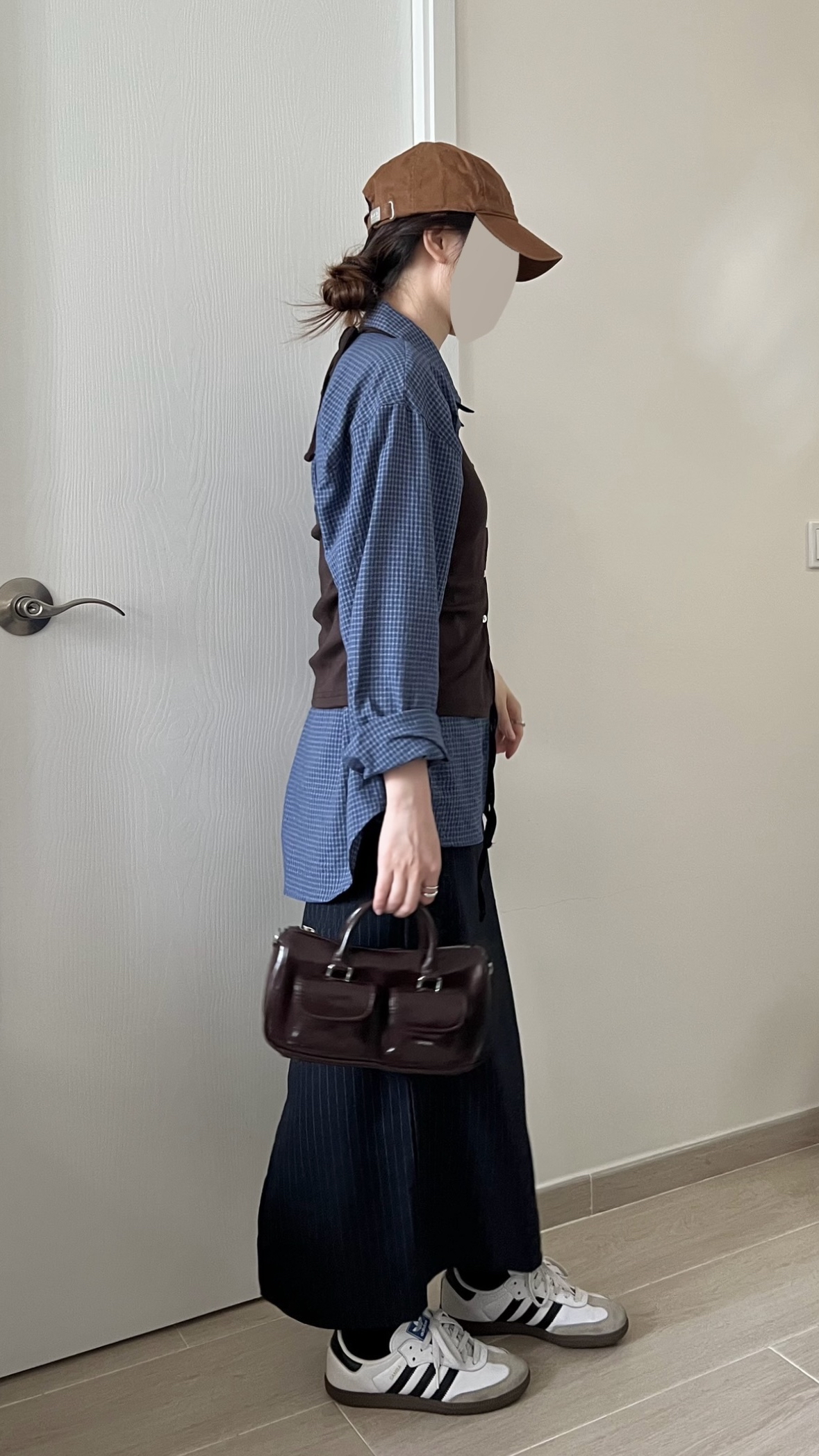 韓妹必備掛脖背心 