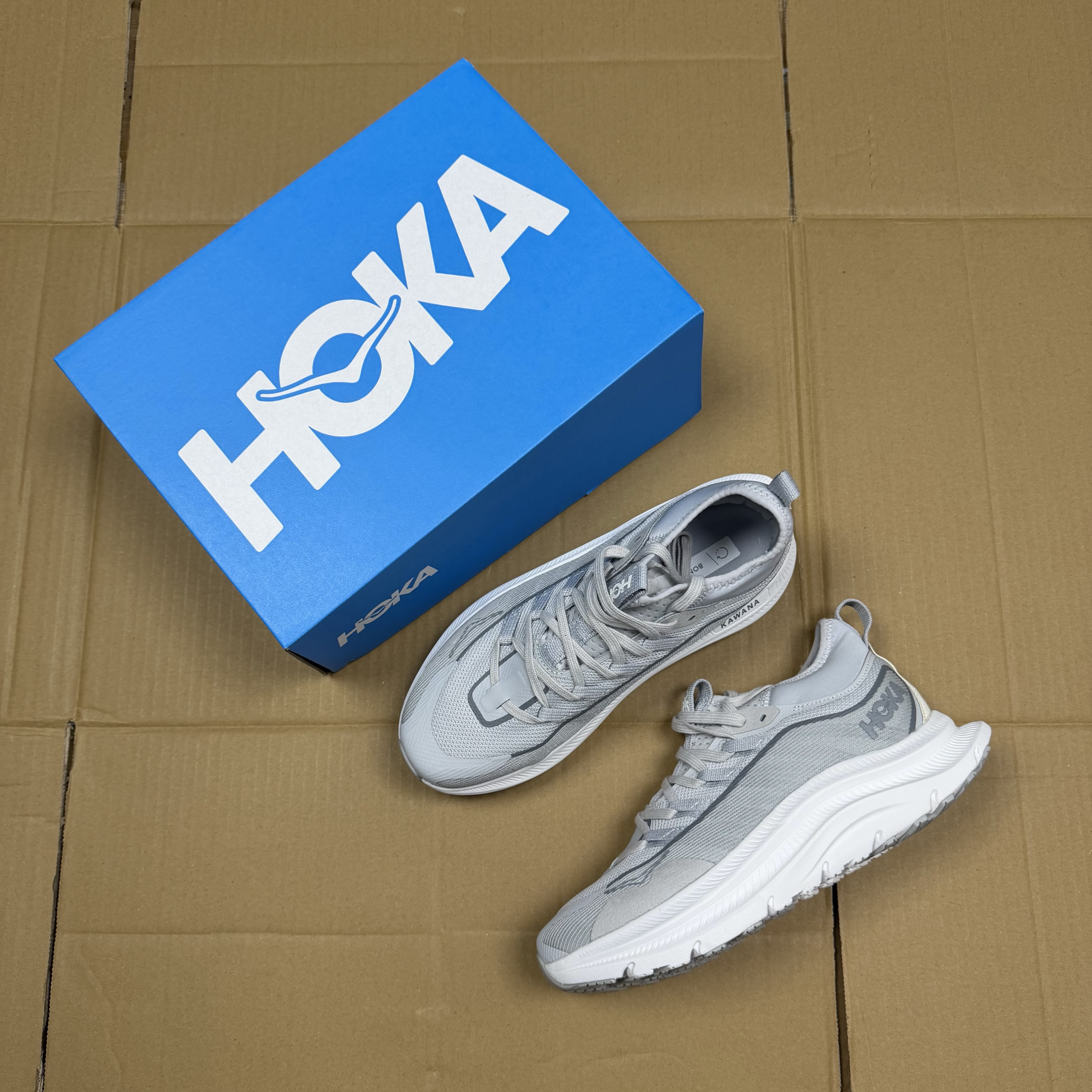 Hoka One One Kawana Mid