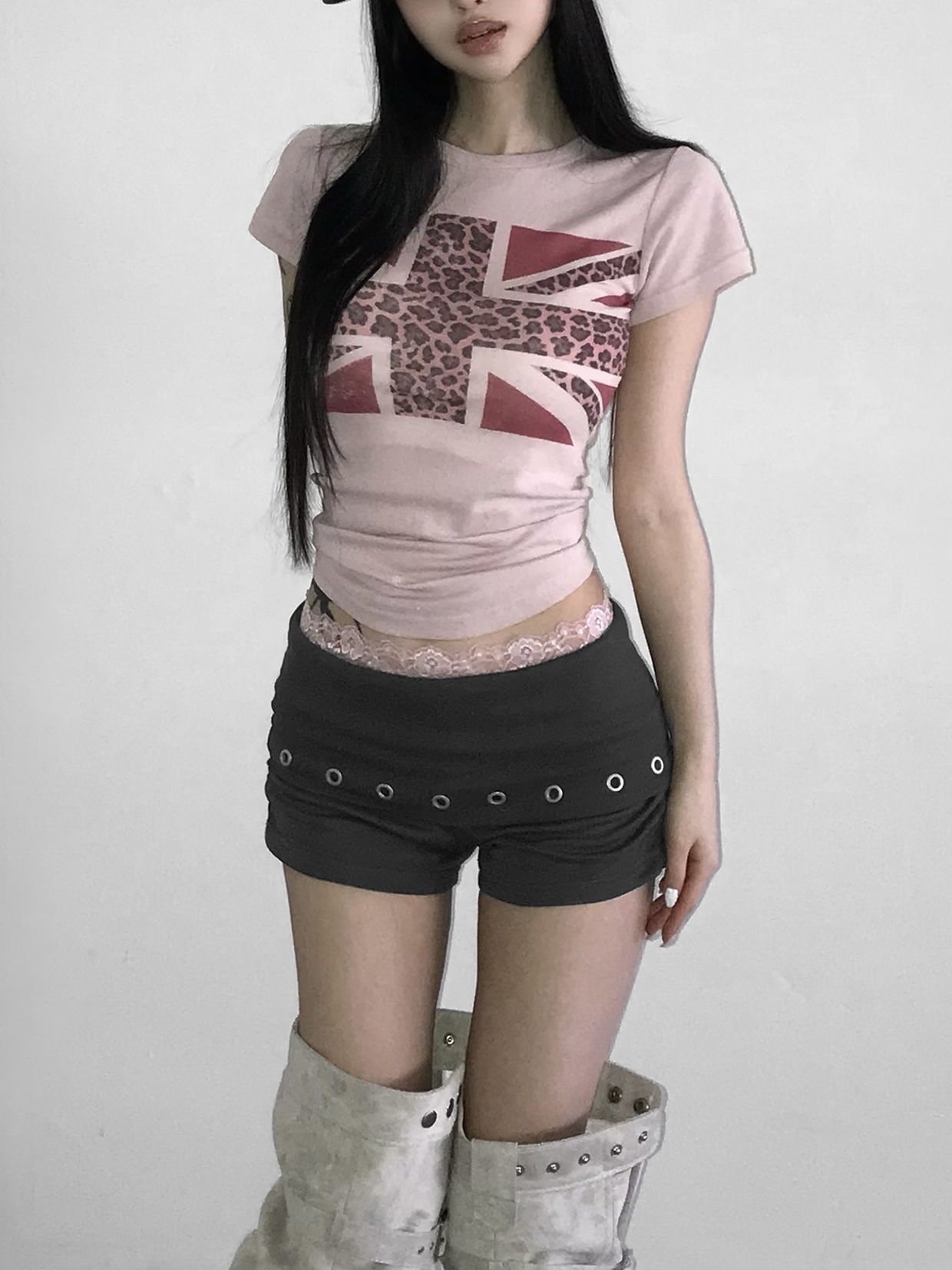 Leopard Flag Graphic Slim Tee