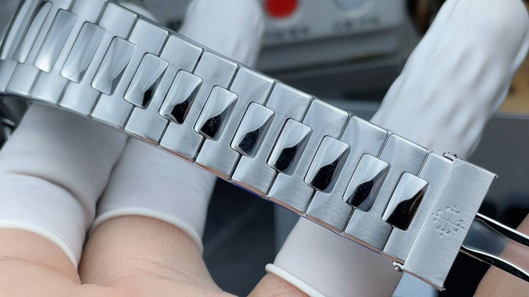 百达翡丽 蒂芙尼蓝5711😍💯🤍