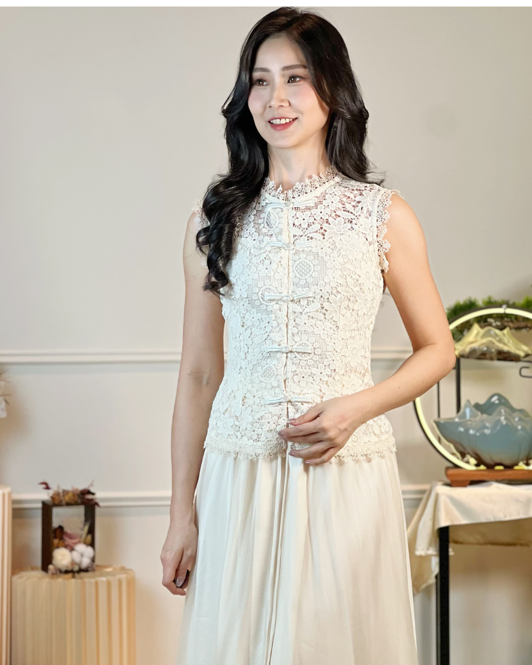 5105 Zona Lace Chic Top