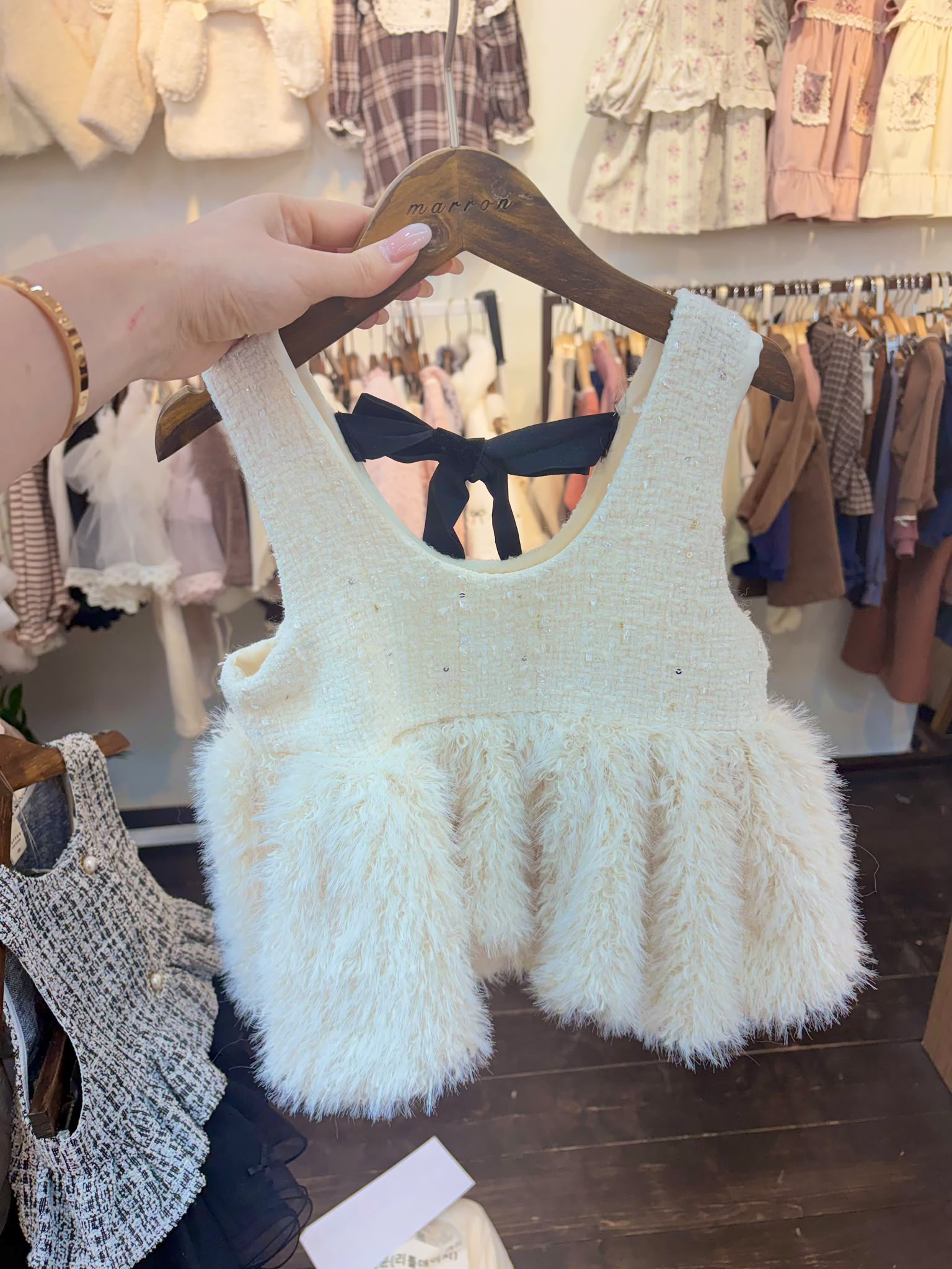 AW8160 Vest