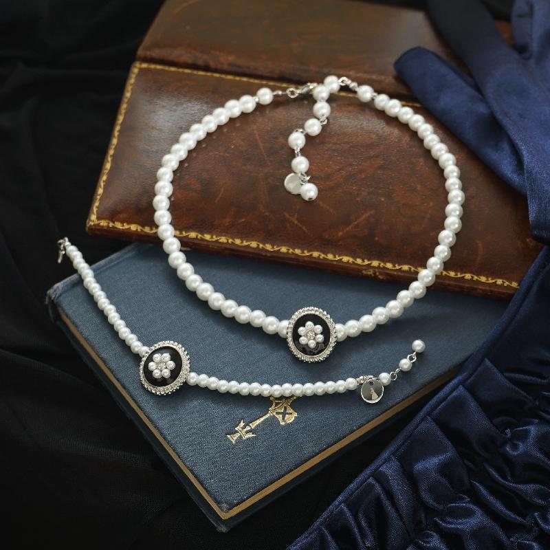 Vintage1961 Design - Victorian Revival Faux Pearl Choker Necklace/Bracelet (FM179)