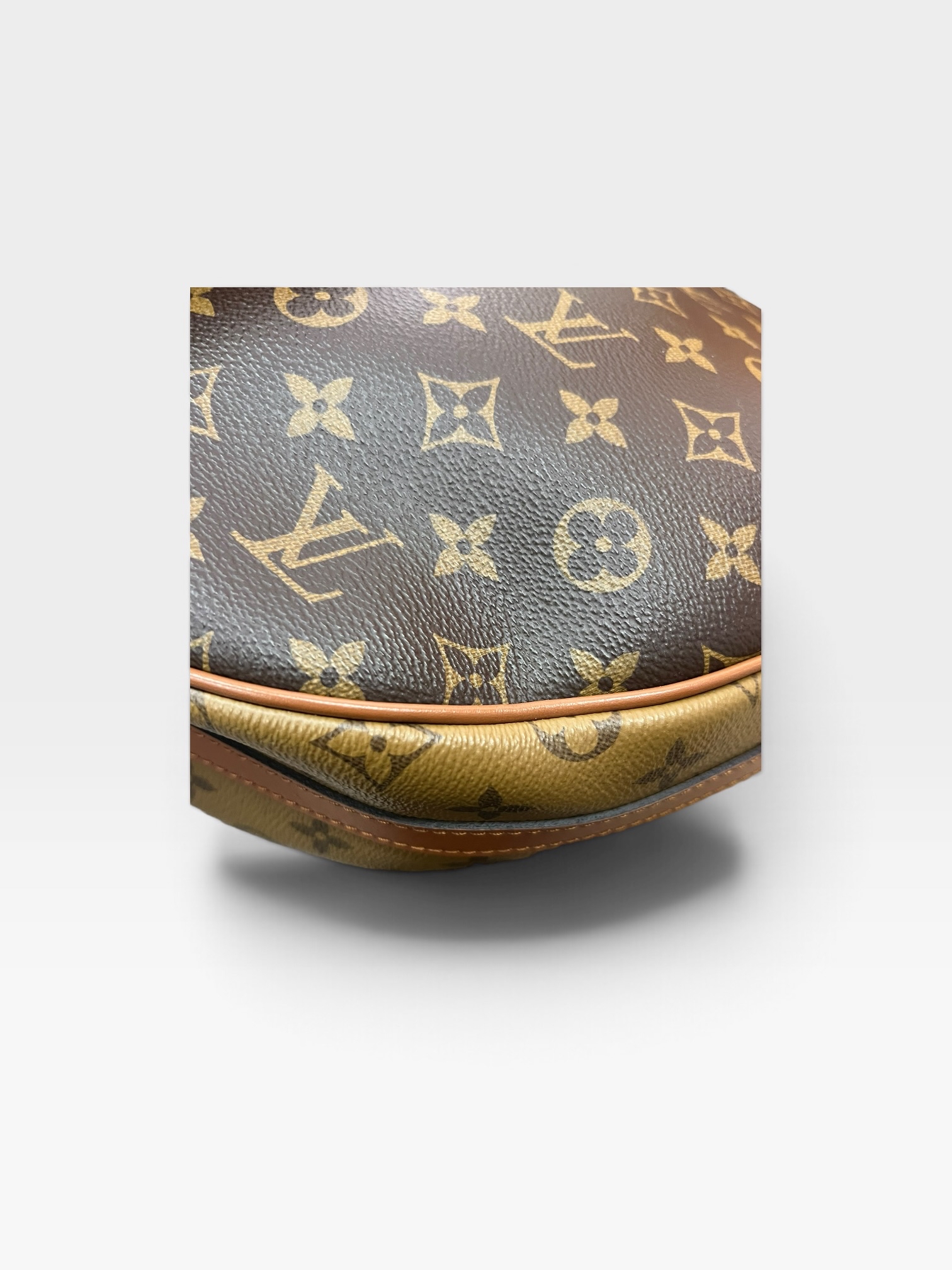 Pre-owned LOUIS VUITTON Loop Hobo Monogram Reverse / Product Code: 102501