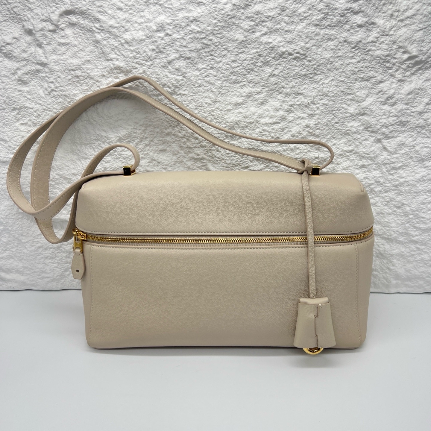 直播貨品 |  [1個-$100 2個-$300］FF51