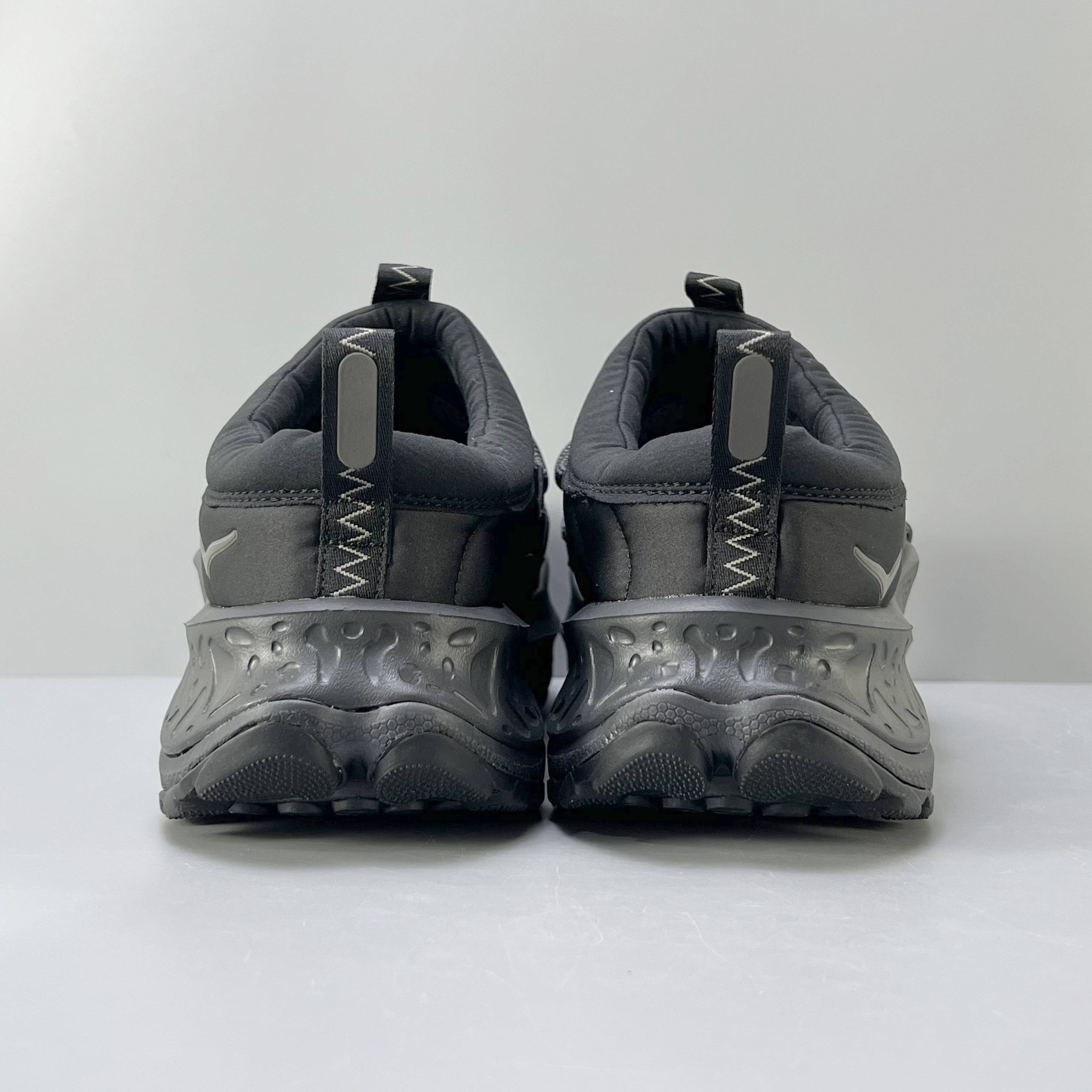 Hoka One One Ora Primo 