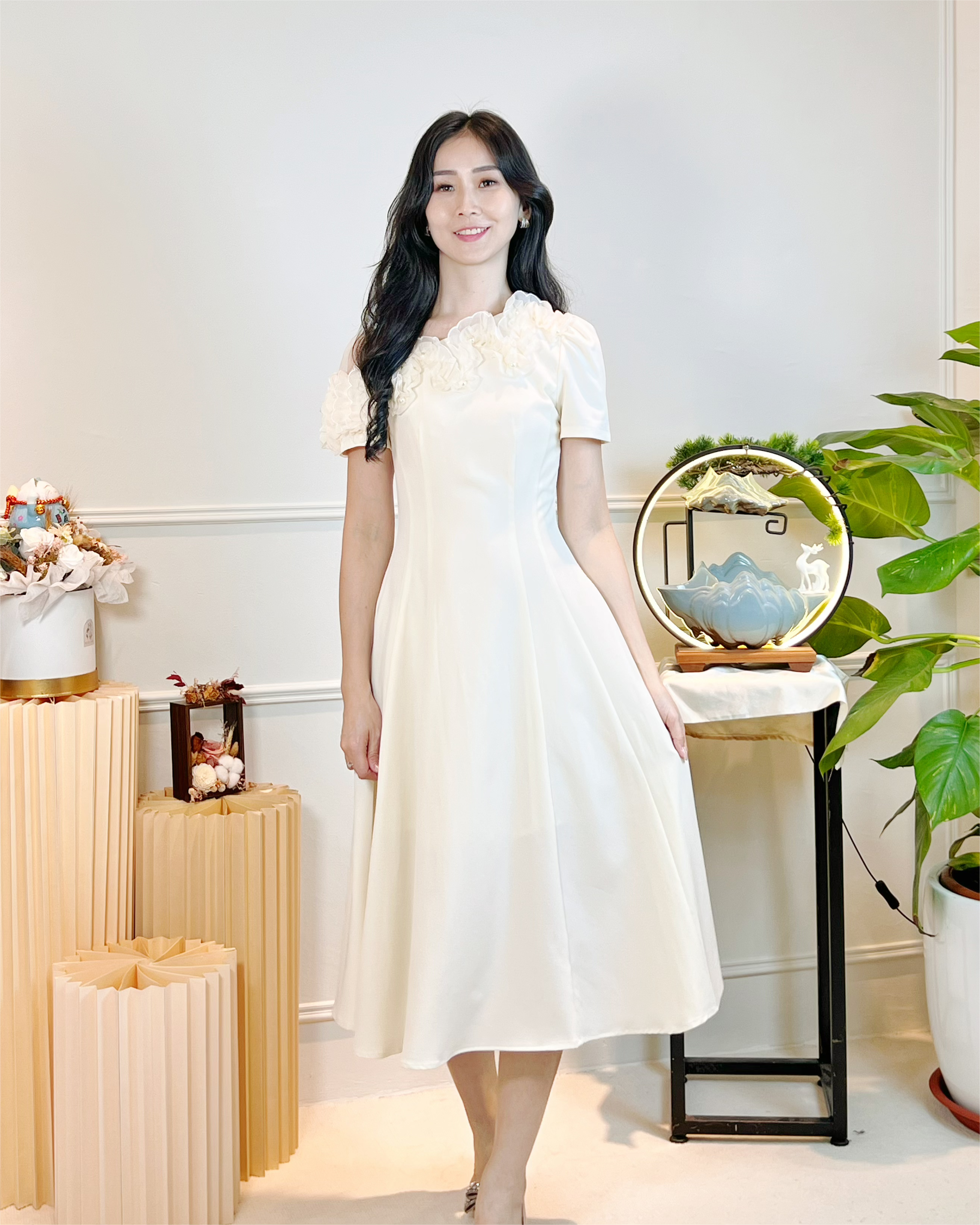 5093 3D Floral Chiffon Appliqué Midi Dress