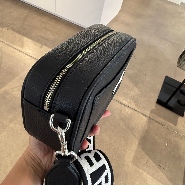 香港現貨-Marc Jacobs camera bag（star) 