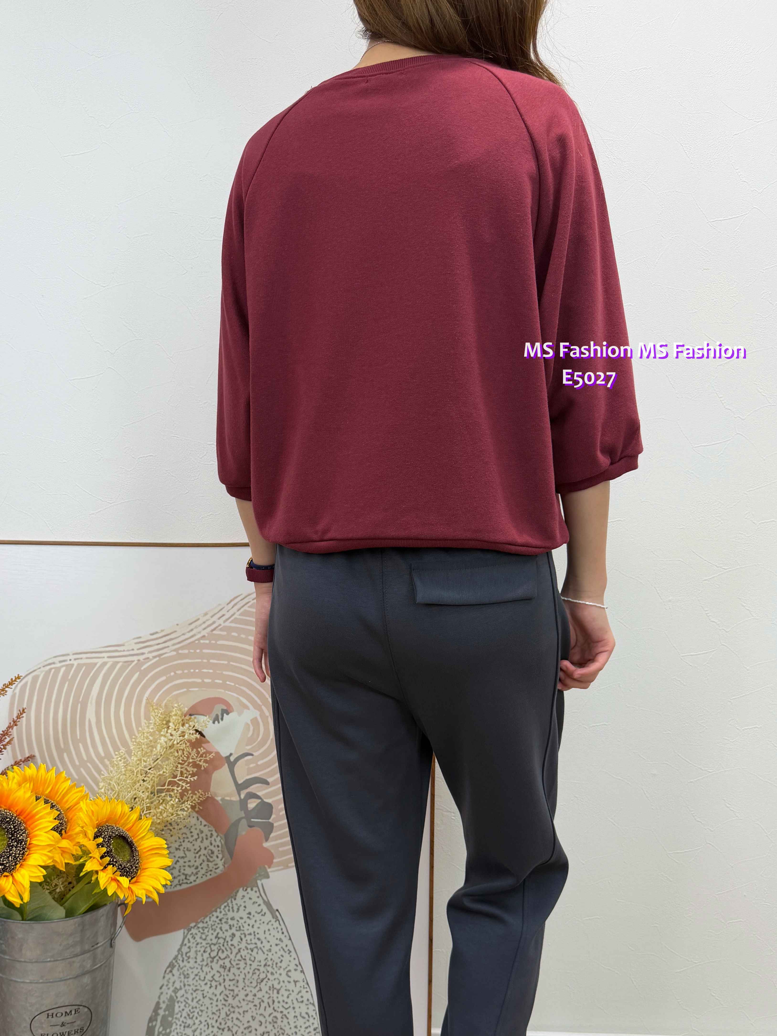 E5027 拼色字母top