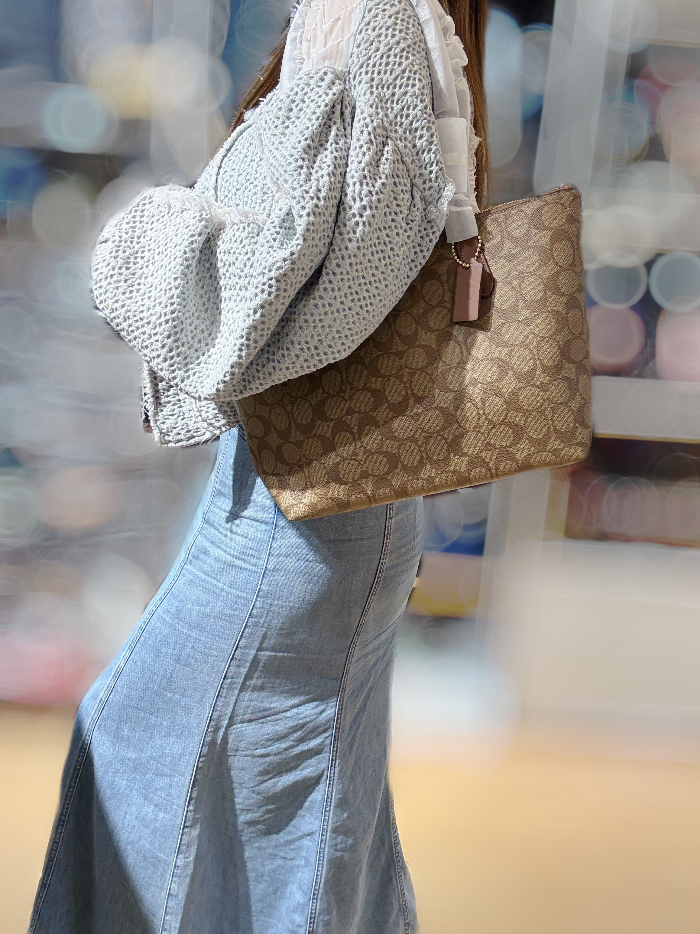 Coach top zip tote logo/m