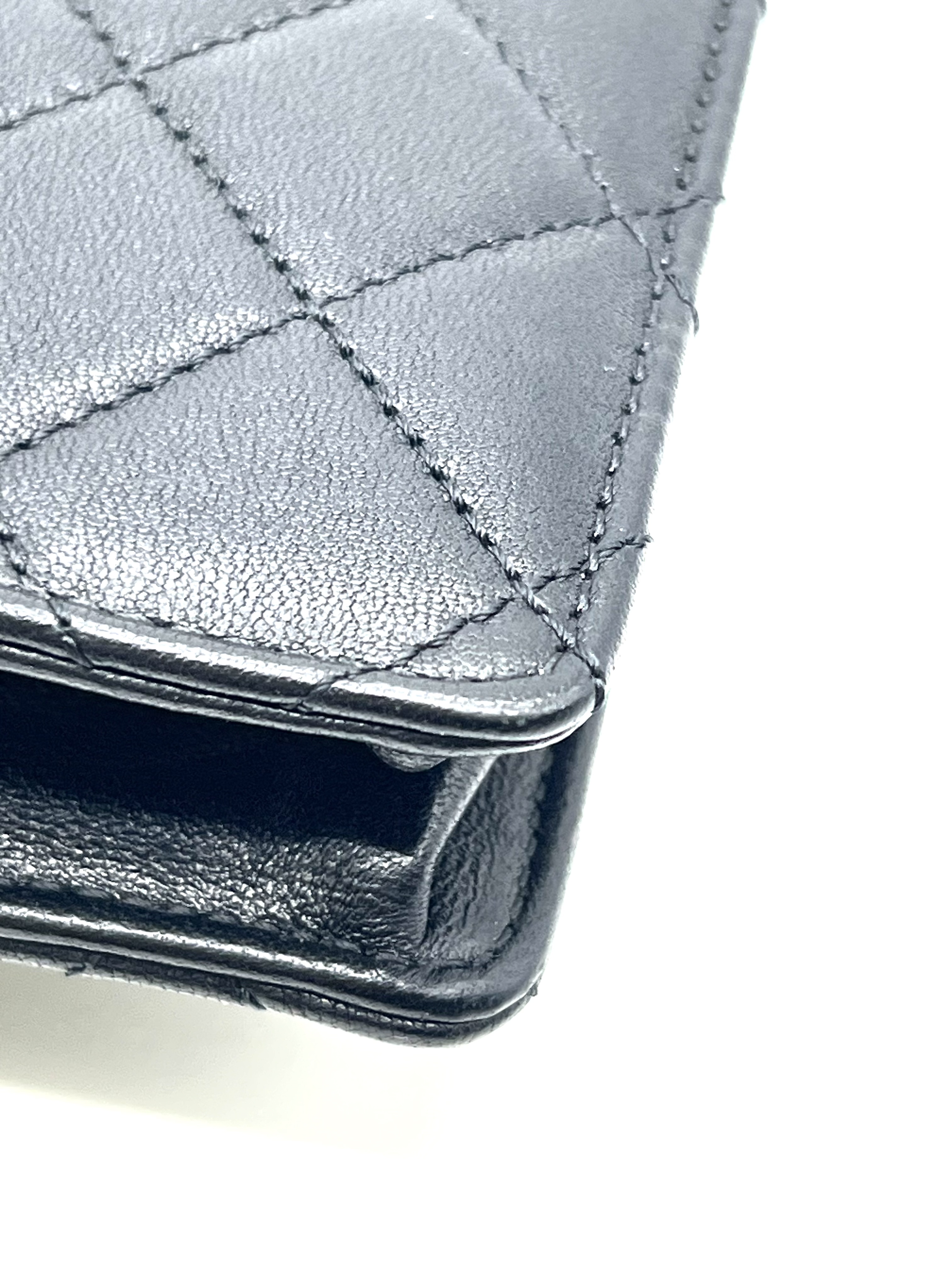 Pre-Owned CHANEL Goatskin Quilted Pearl Chain Flap Bag / Product Code: 26051110