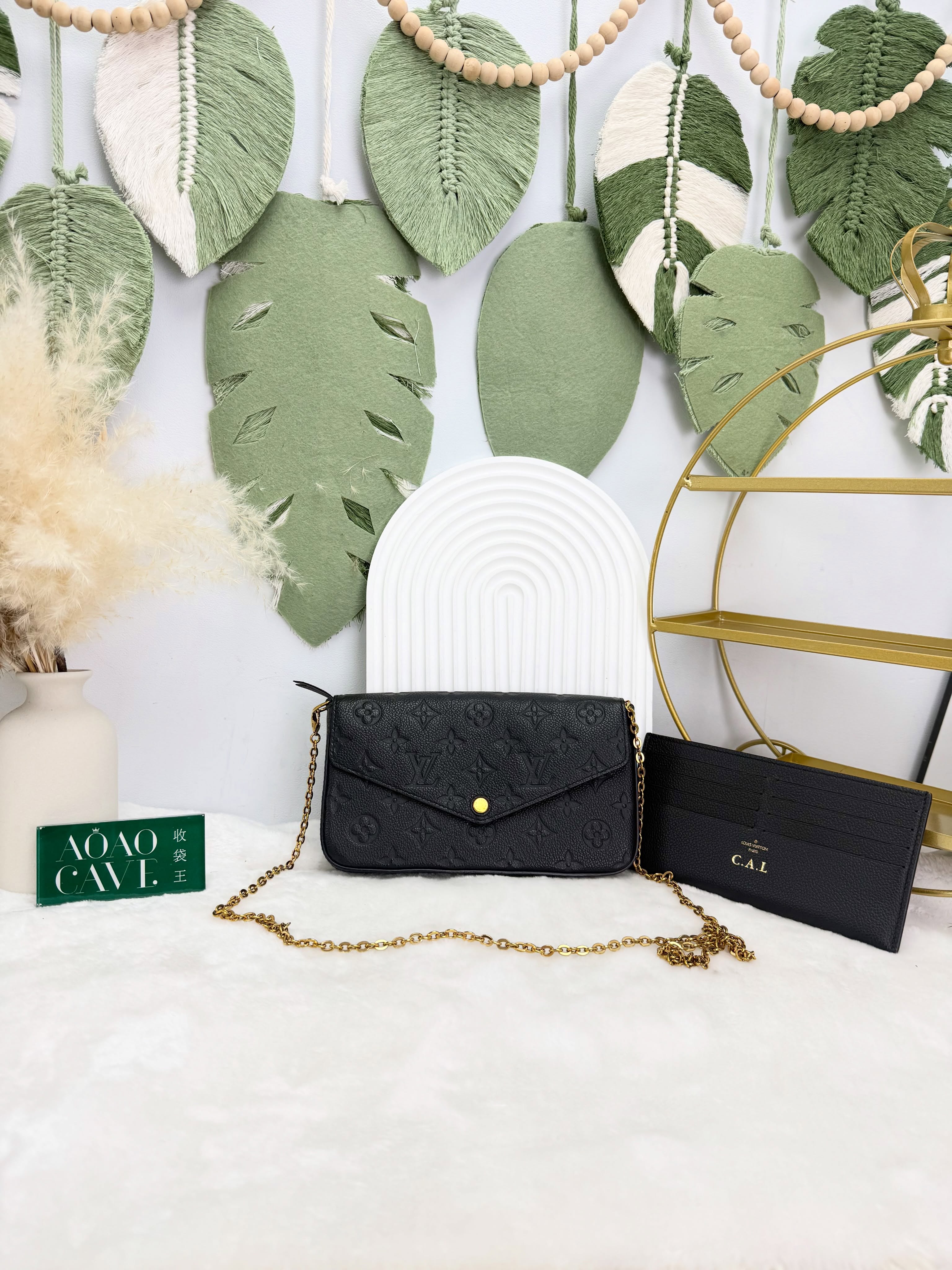 Lv👜 PRE OWNED 🛍️黑色壓紋三合一WOC 🖤有子袋  晶片款🖤 