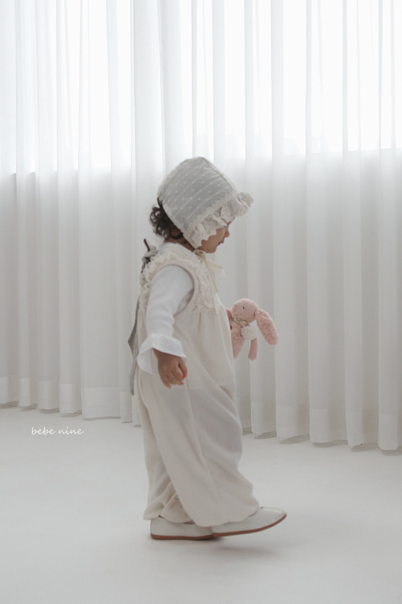 🌸預訂 韓國直送🌸🇰🇷Bebenine兩色蕾絲花邊後背蝴蝶結綁帶背心連身褲