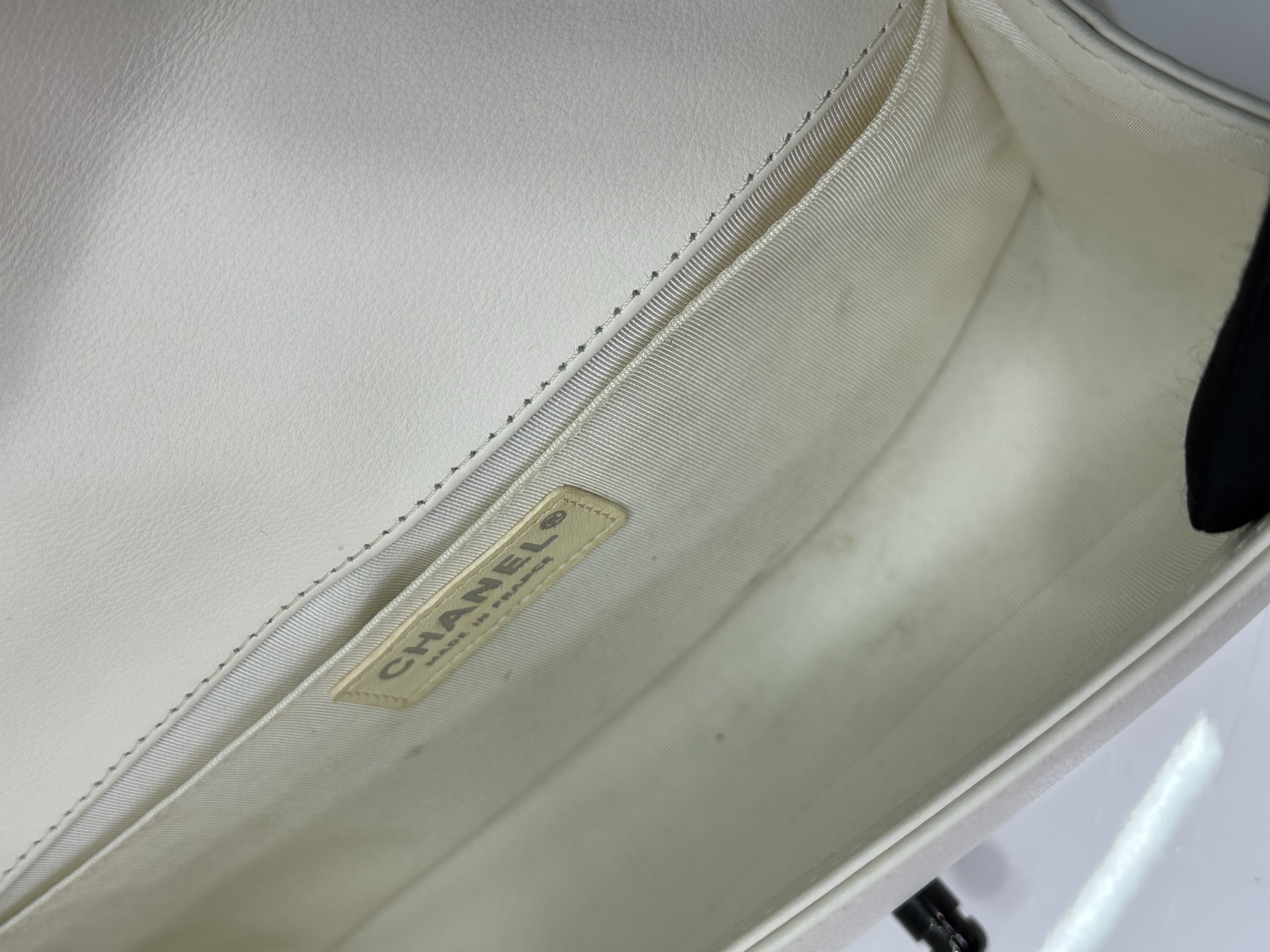 直播貨品 |  [1個-$100 2個-$300］EE103