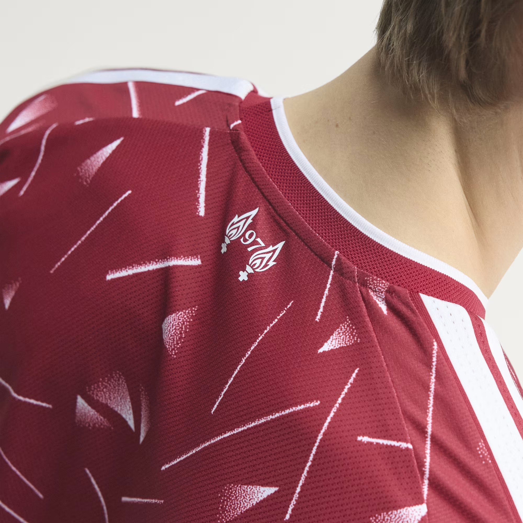 🔴⚪重塑八十年代經典 Adidas Liverpool 利物浦 2026-27 主場球員版球衣 (可加印字章) KA6851