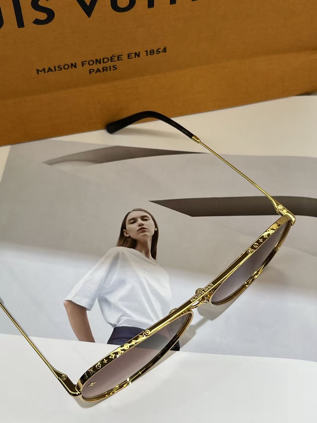 Louis Vuitton The LV Pilot 