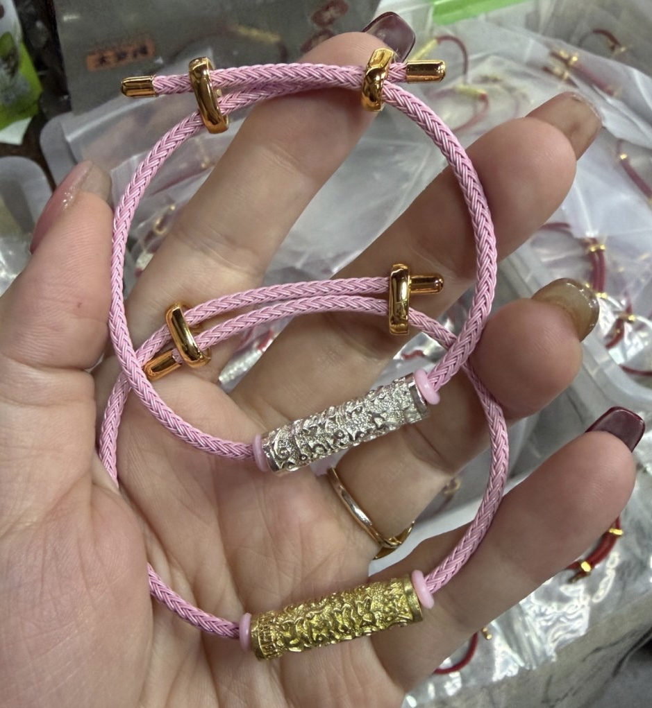 ✴️龍婆本廟供請✴️ ✨化太歲招財開運符管手繩 ✨