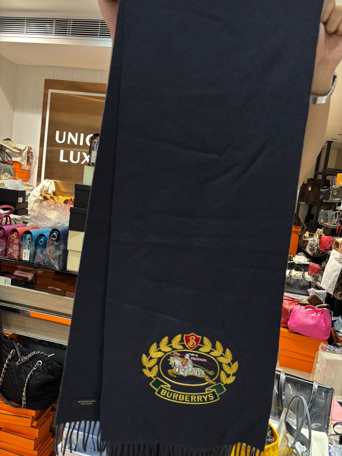 未使用品 Burberry Cashmere Scarf 羊絨頸巾 100%Authentic, Unused未使用品 