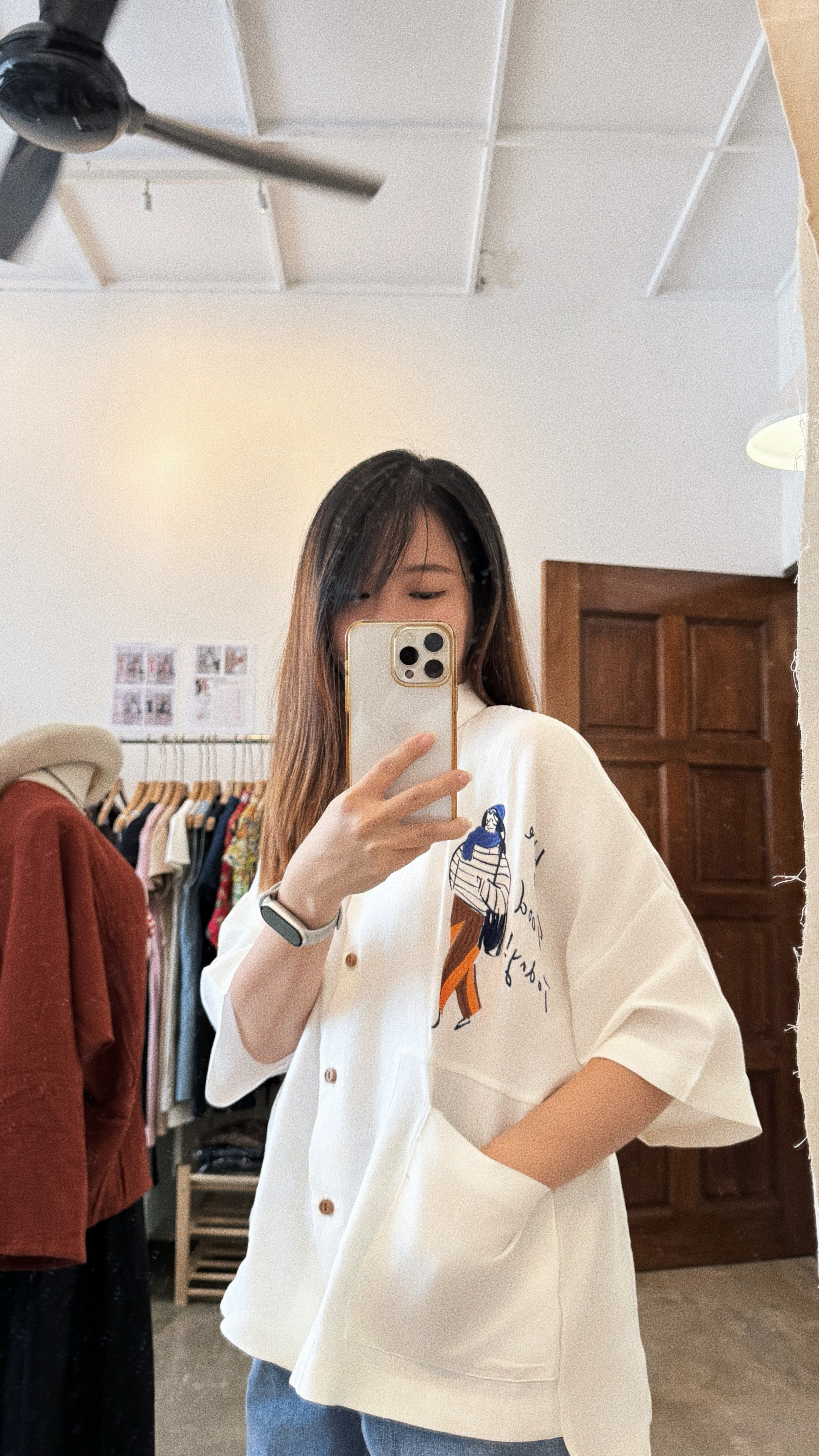 日系文艺蝙蝠袖衬衫