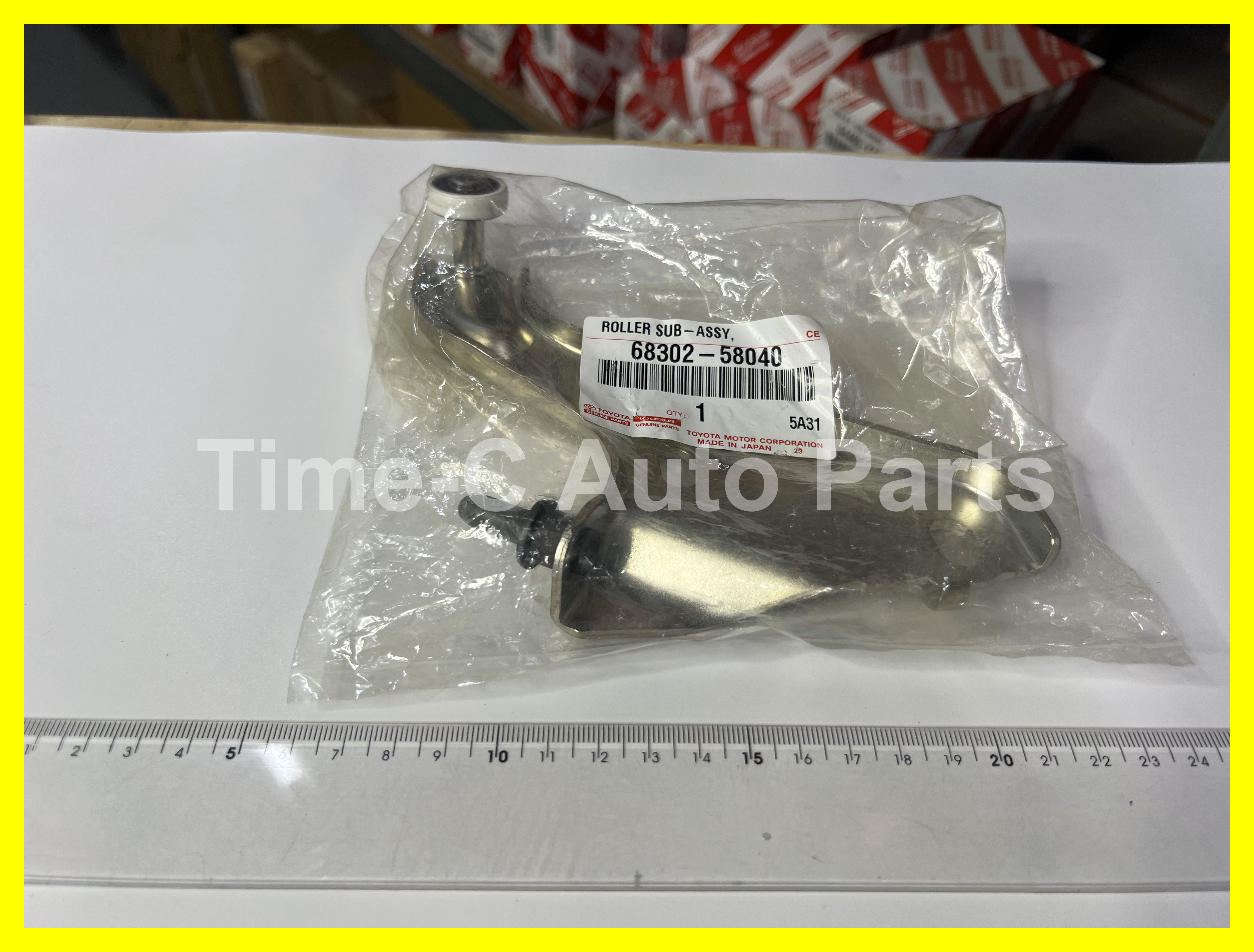 左中門上托轆 68302-58040 - Toyota Alphard Vellfire 30系