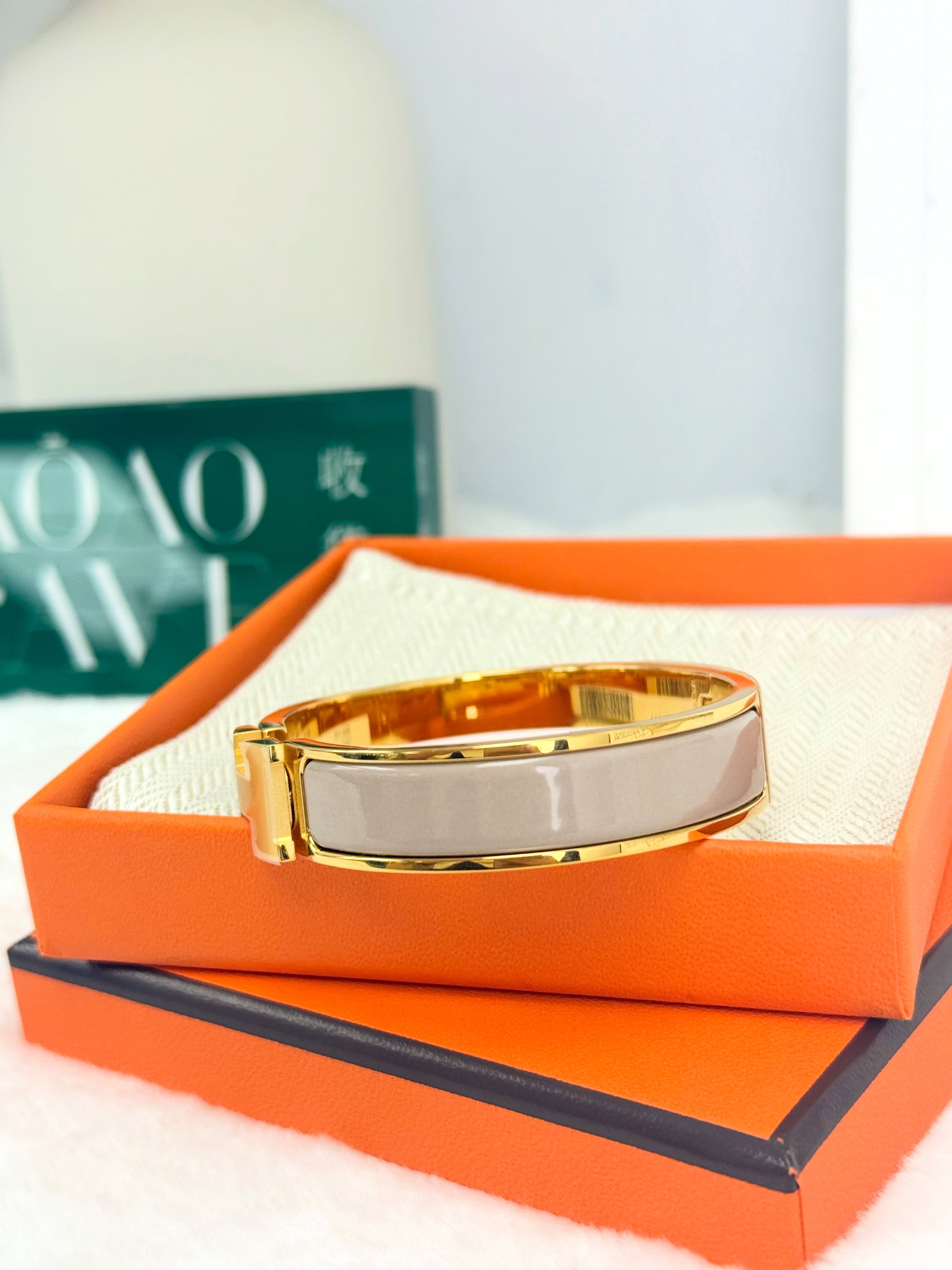 Hermes ✨ 全新 💛pop H 奶茶色金扣手鈪 全套🩶💛  