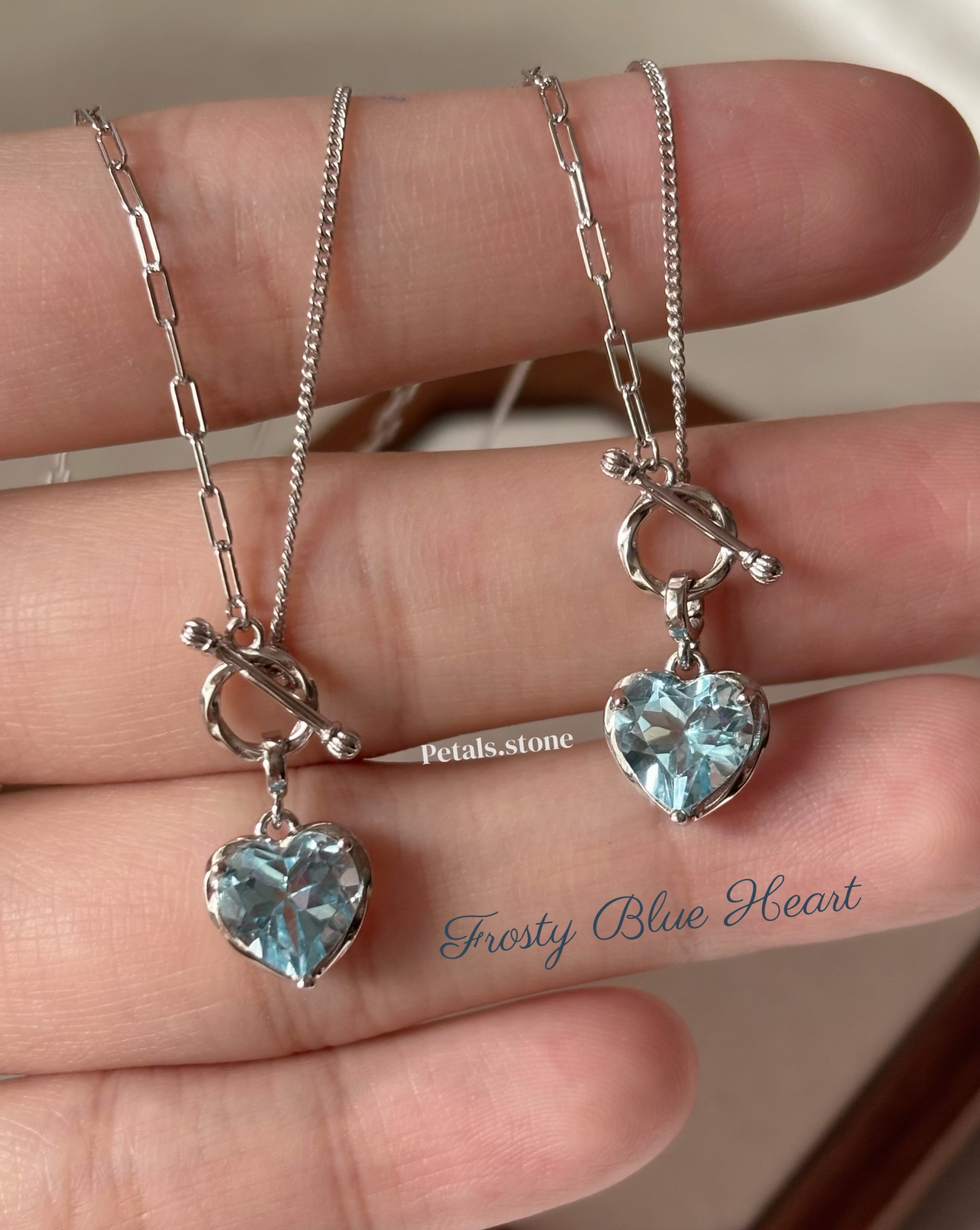 Frosty Blue Heart|冰藍托帕石頸鏈 🩵