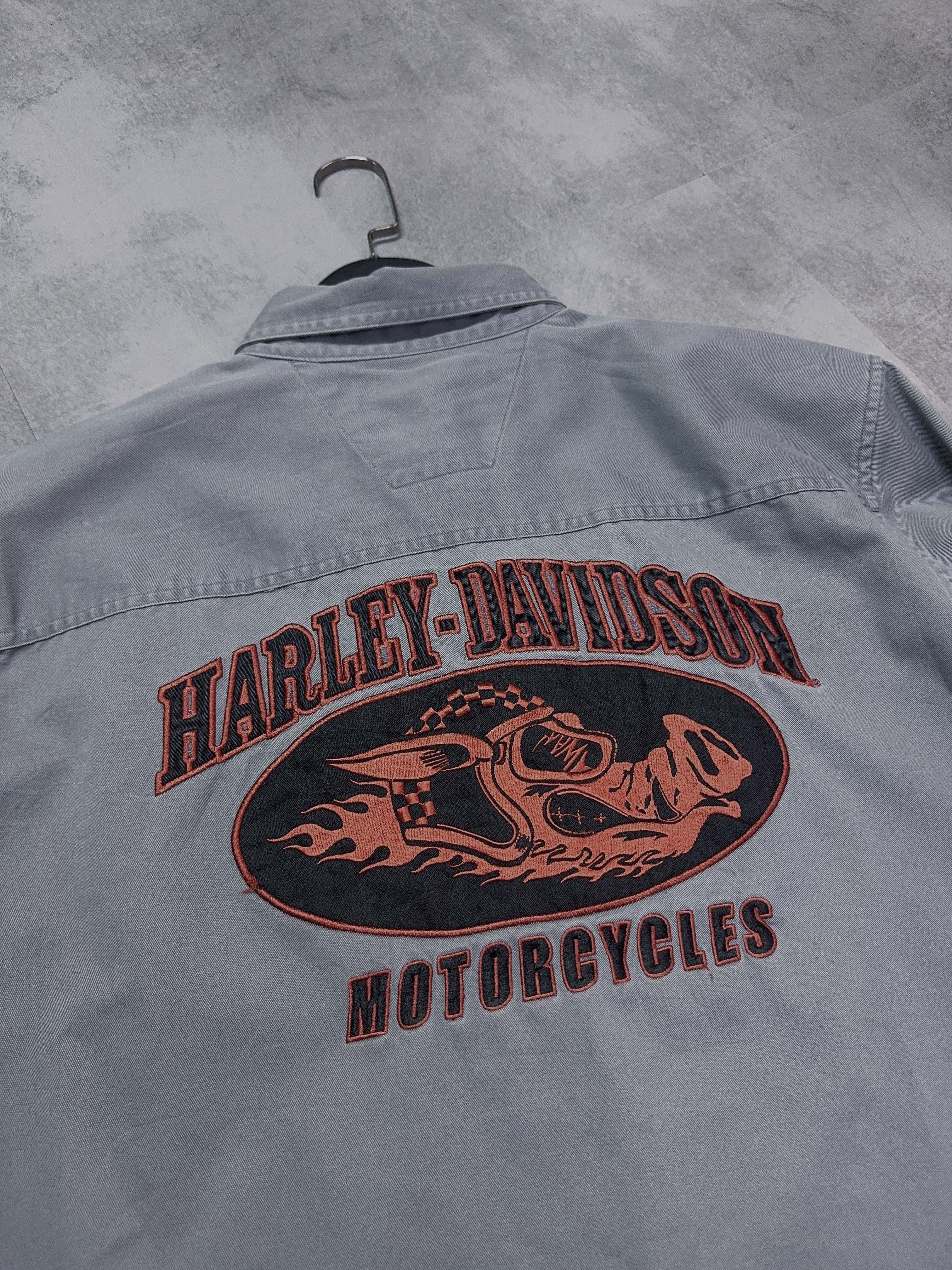 Grey Harley-Davidson -M