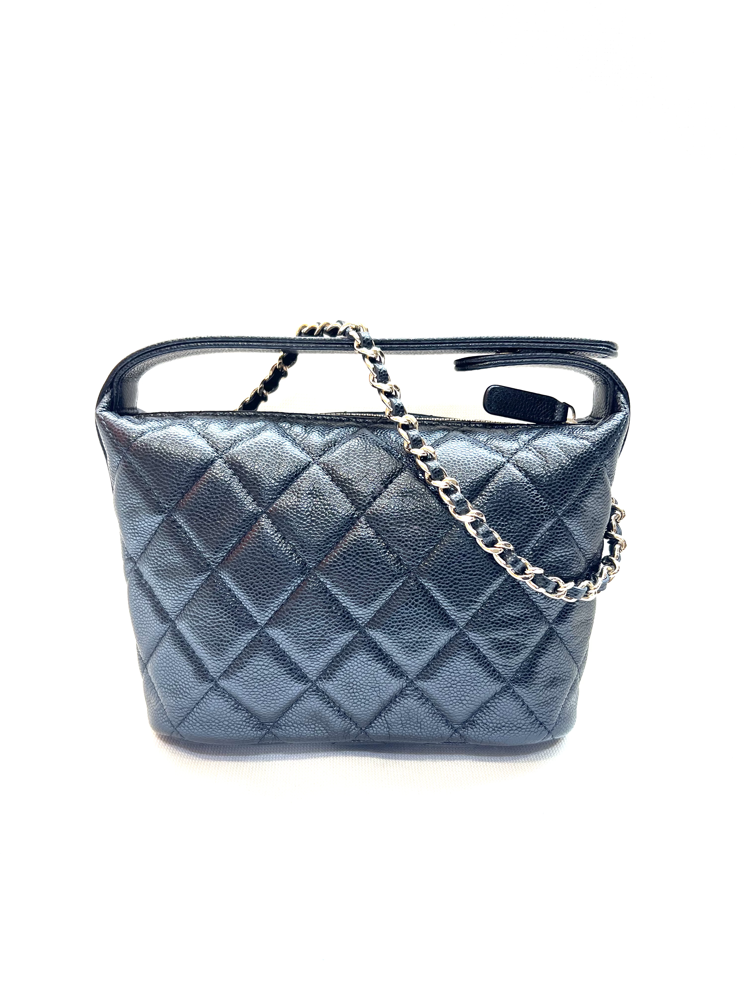 Pre-Owned CHANEL Hobo Bag / Product Code: 26041640